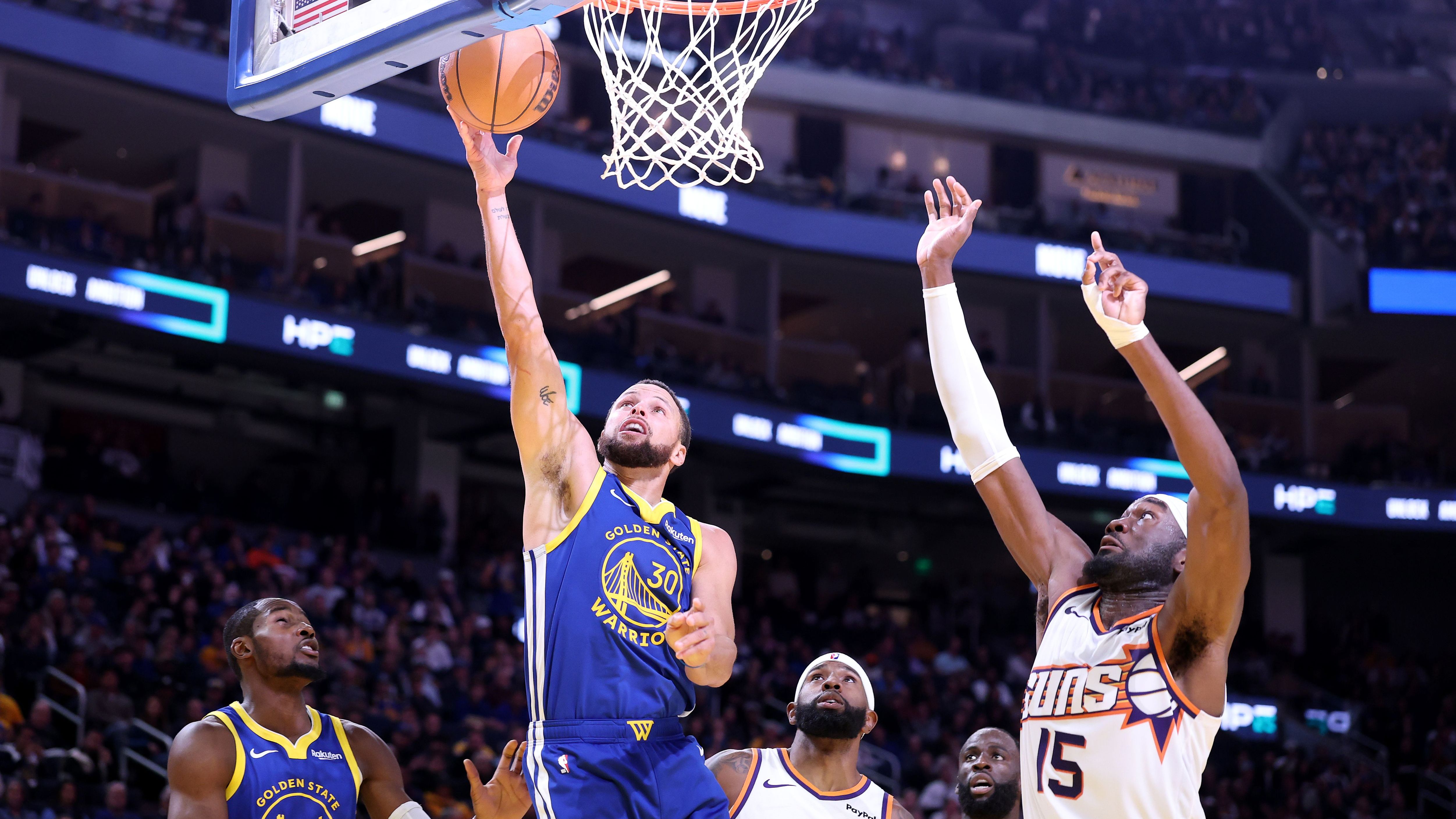 Phoenix Suns v Golden State Warriors