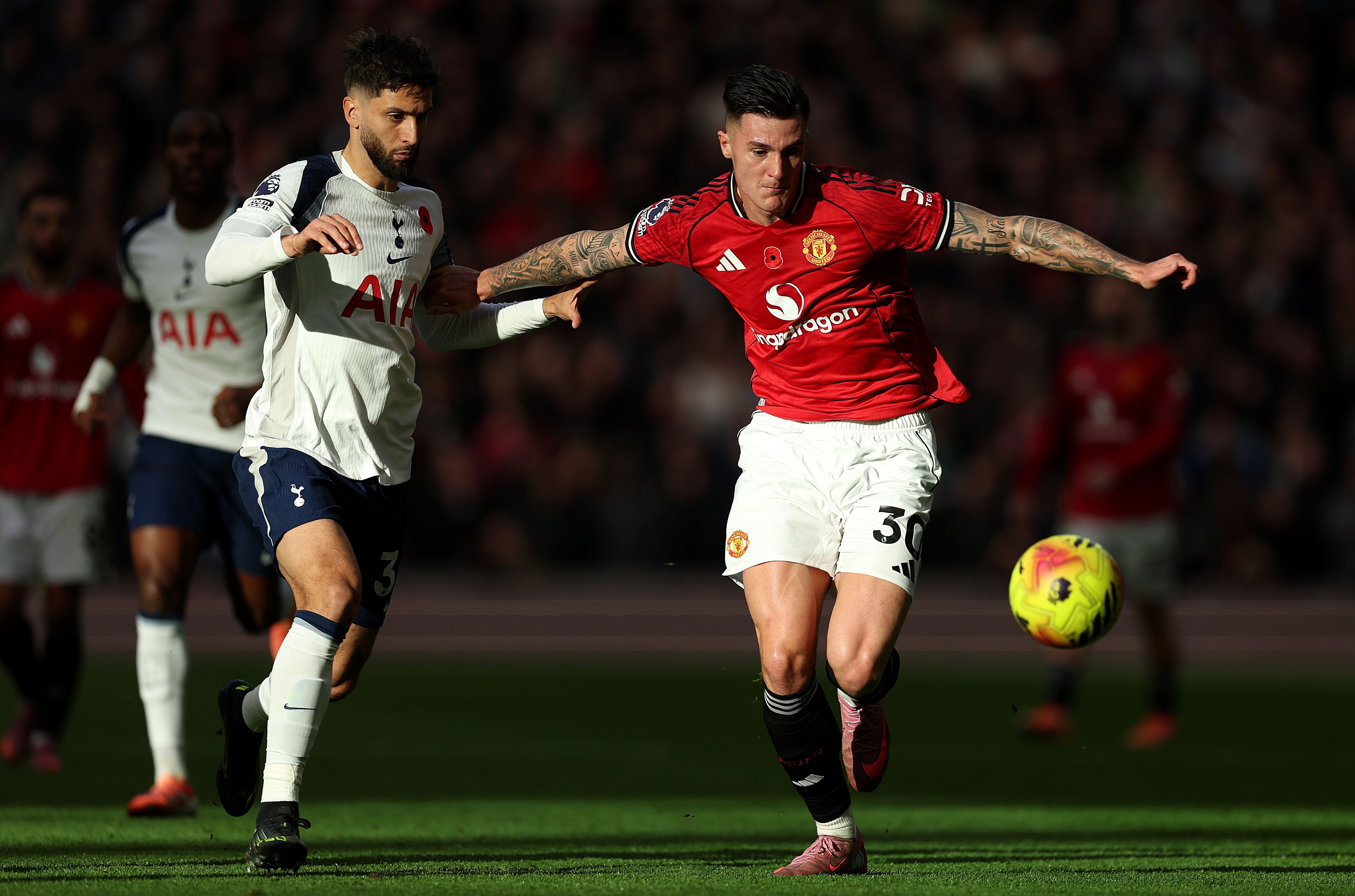 Tottenham Hotspur v Manchester United - Premier League