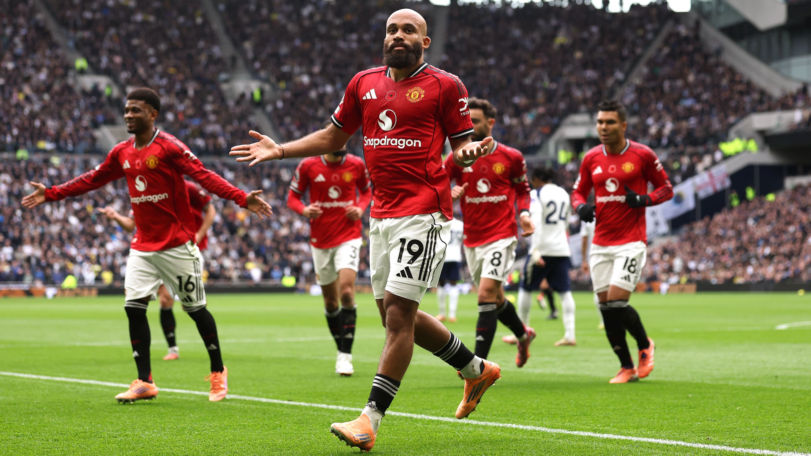 Manchester United vs Tottenham Premier League 2025-2026 canales y streaming