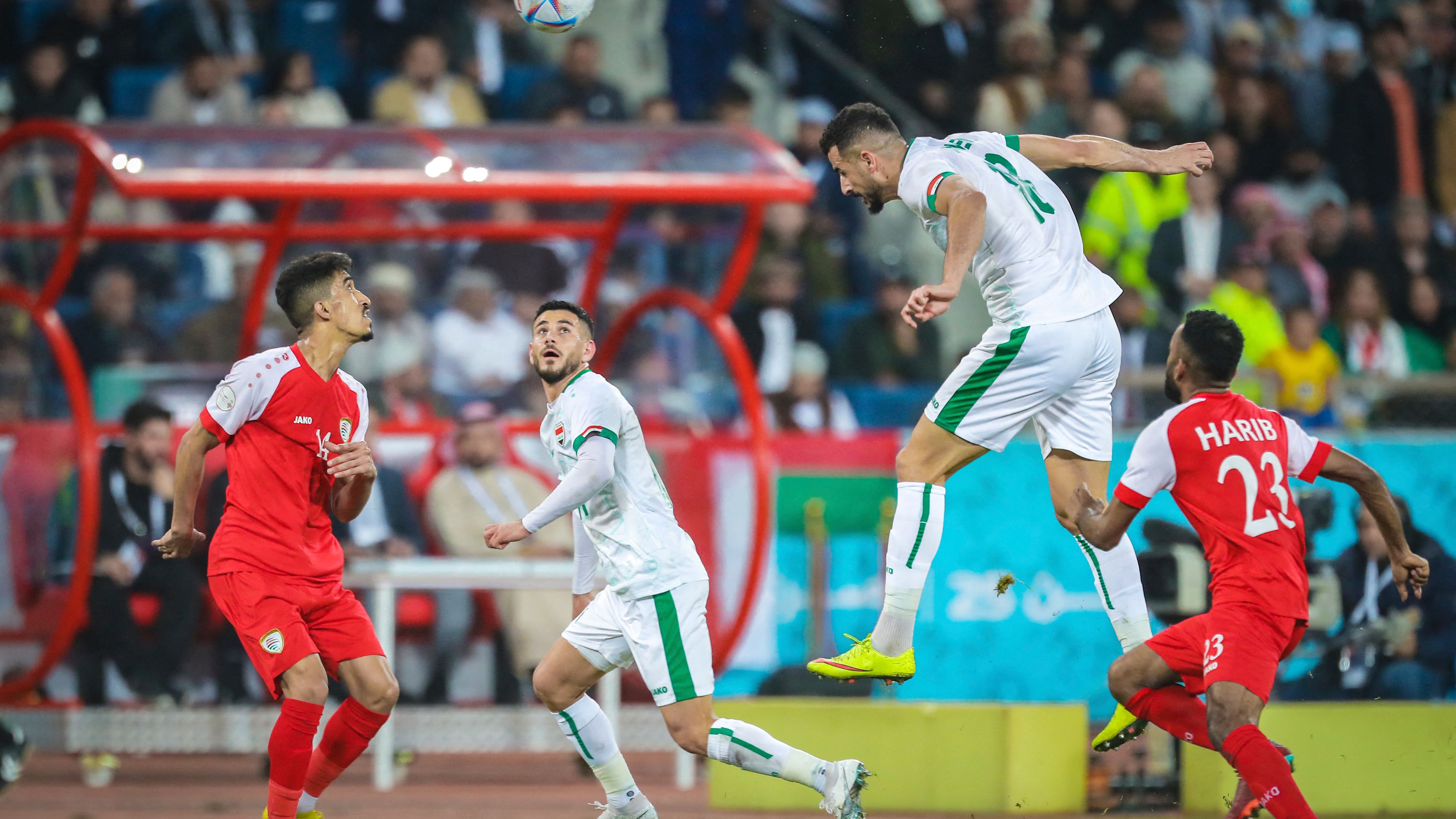 فوز خارج الملعب.. القرعة تنصر منتخب عمان على العراق وتؤهله لنصف نهائي خليجي 27