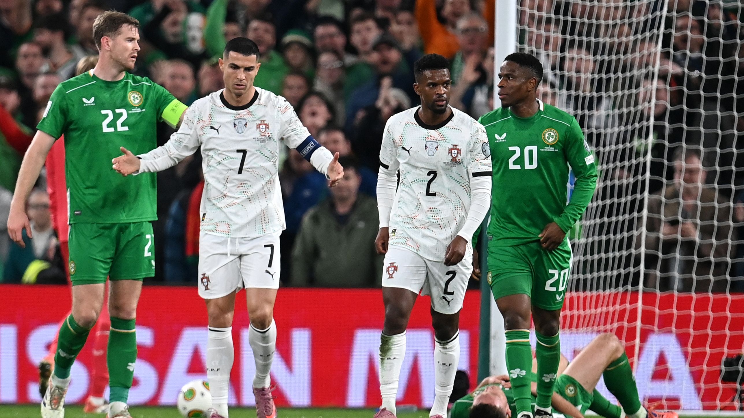 Ronaldo et l affaire du carton rouge Irlande Portugal avant le Mondial 2026