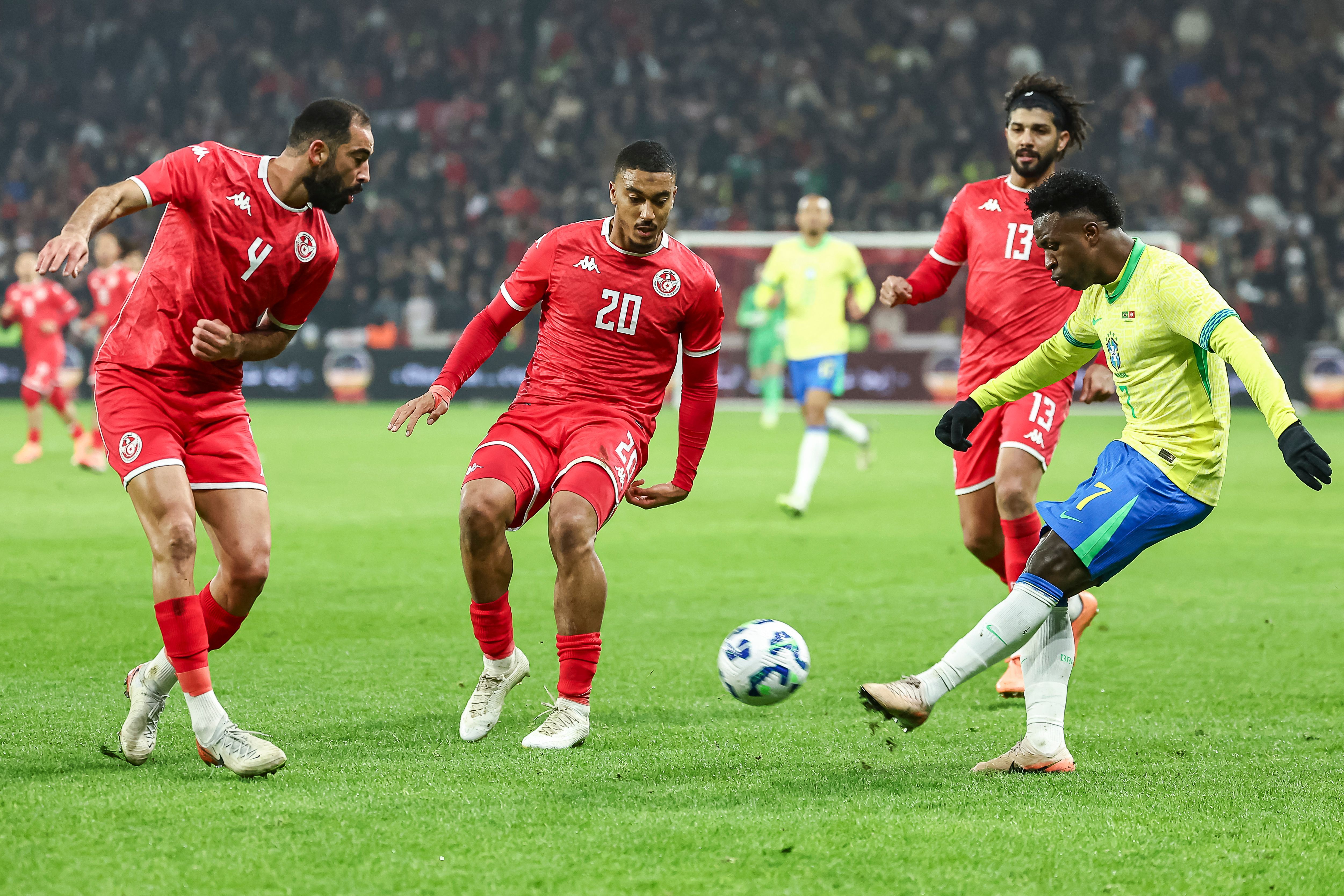 FBL-BRA-TUN-FRIENDLY