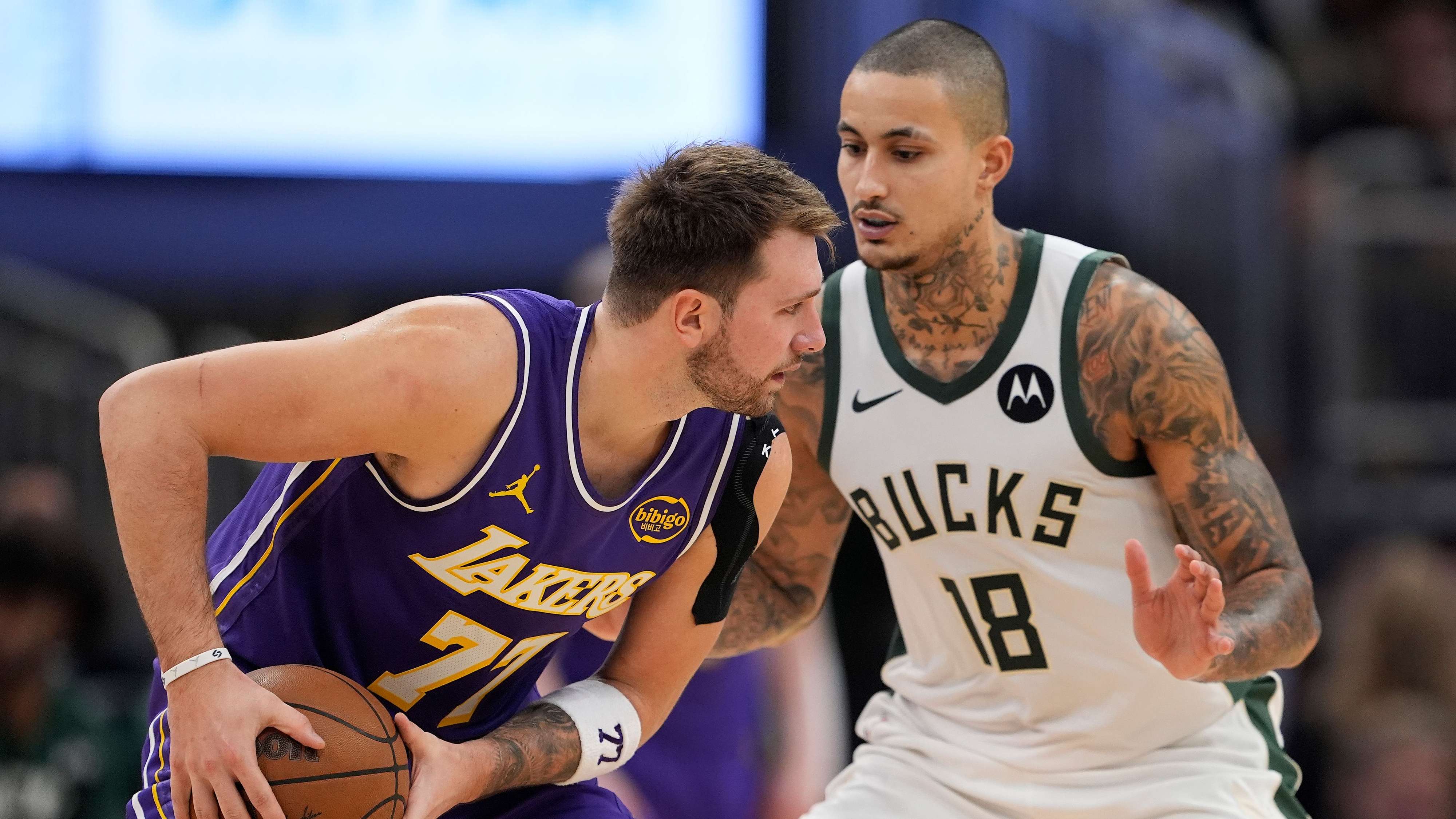 Los Angeles Lakers v Milwaukee Bucks