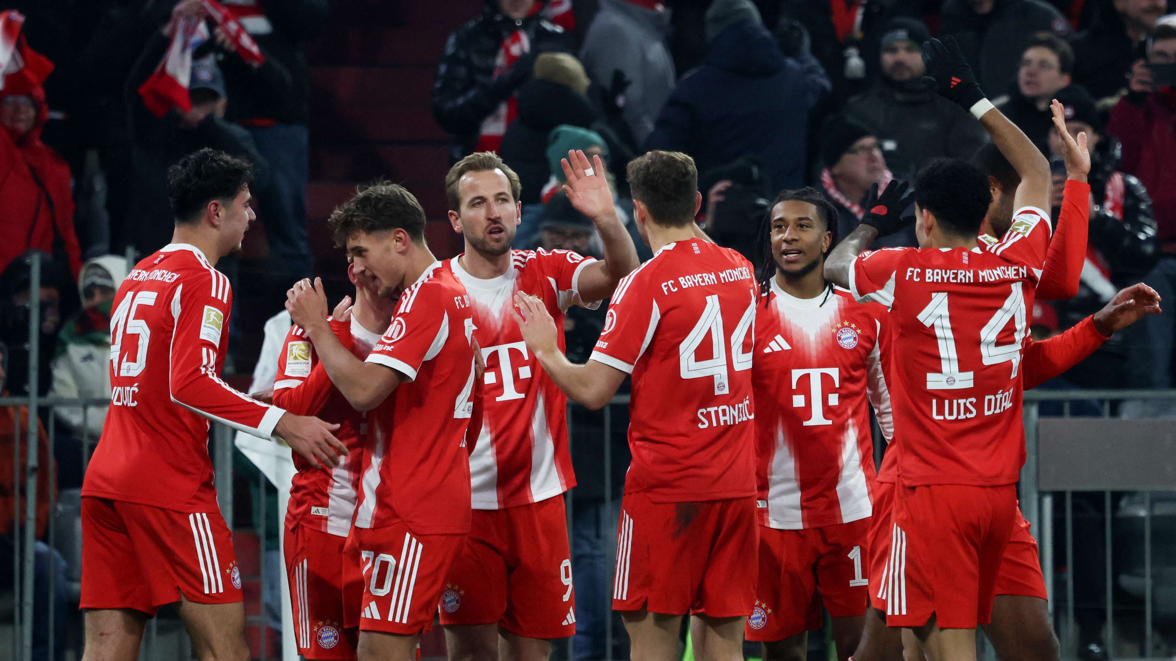 FBL-GER-BUNDESLIGA-BAYERN MUNICH-FREIBURG