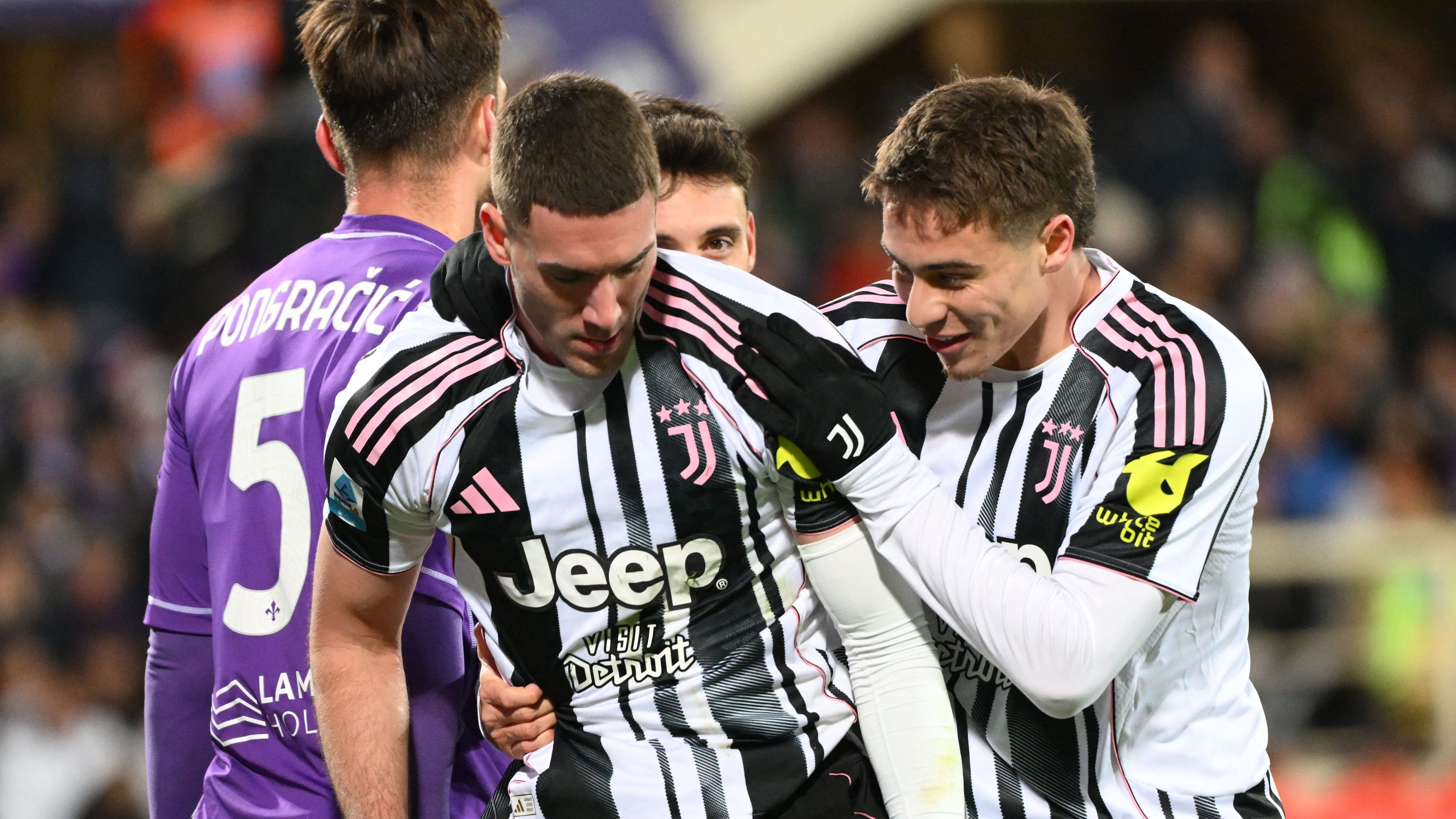 FBL-ITA-SERIEA-FIORENTINA-JUVENTUS