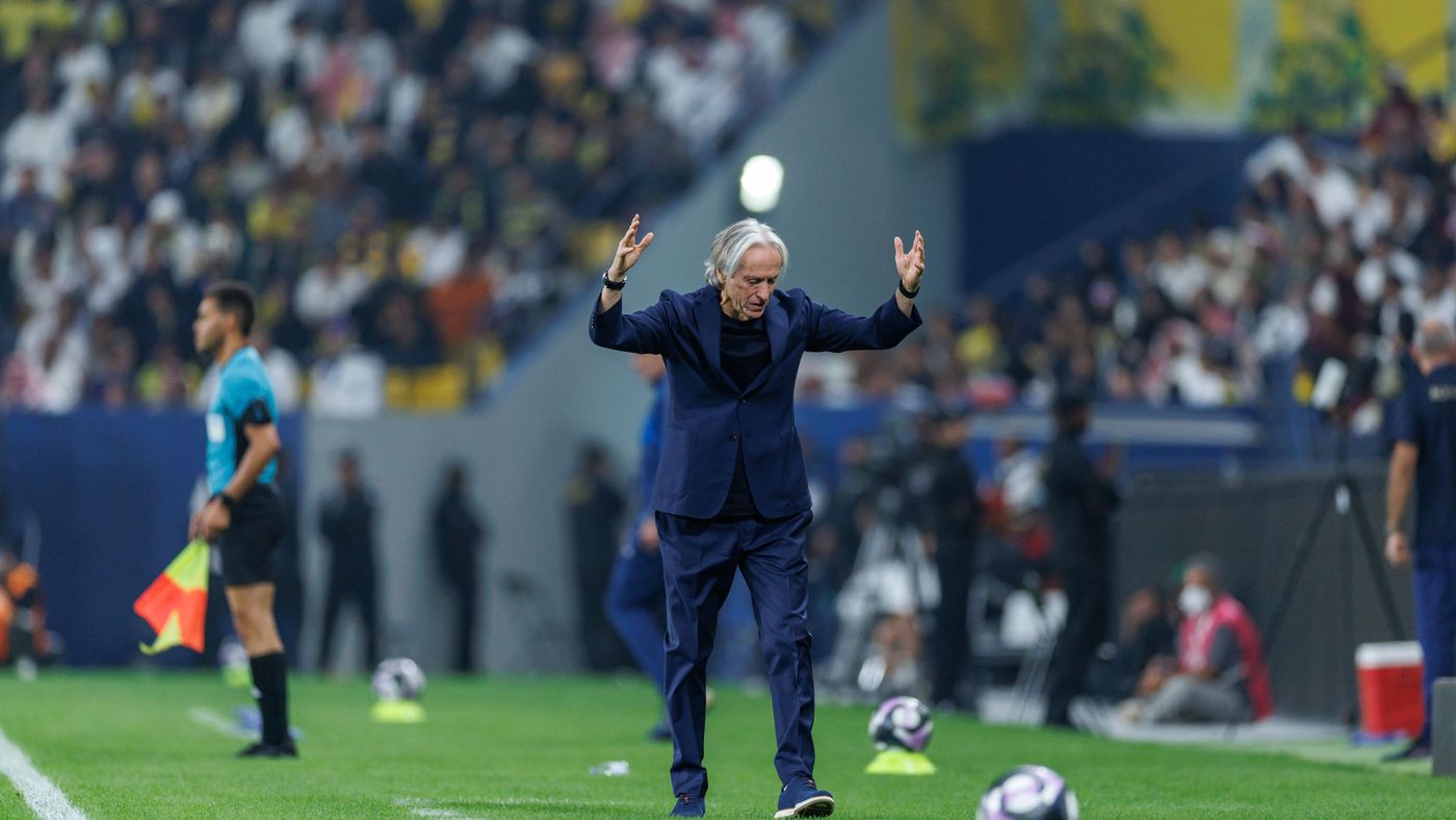 أزمة تهدد بإلغاء ودية النصر أمام الرياض