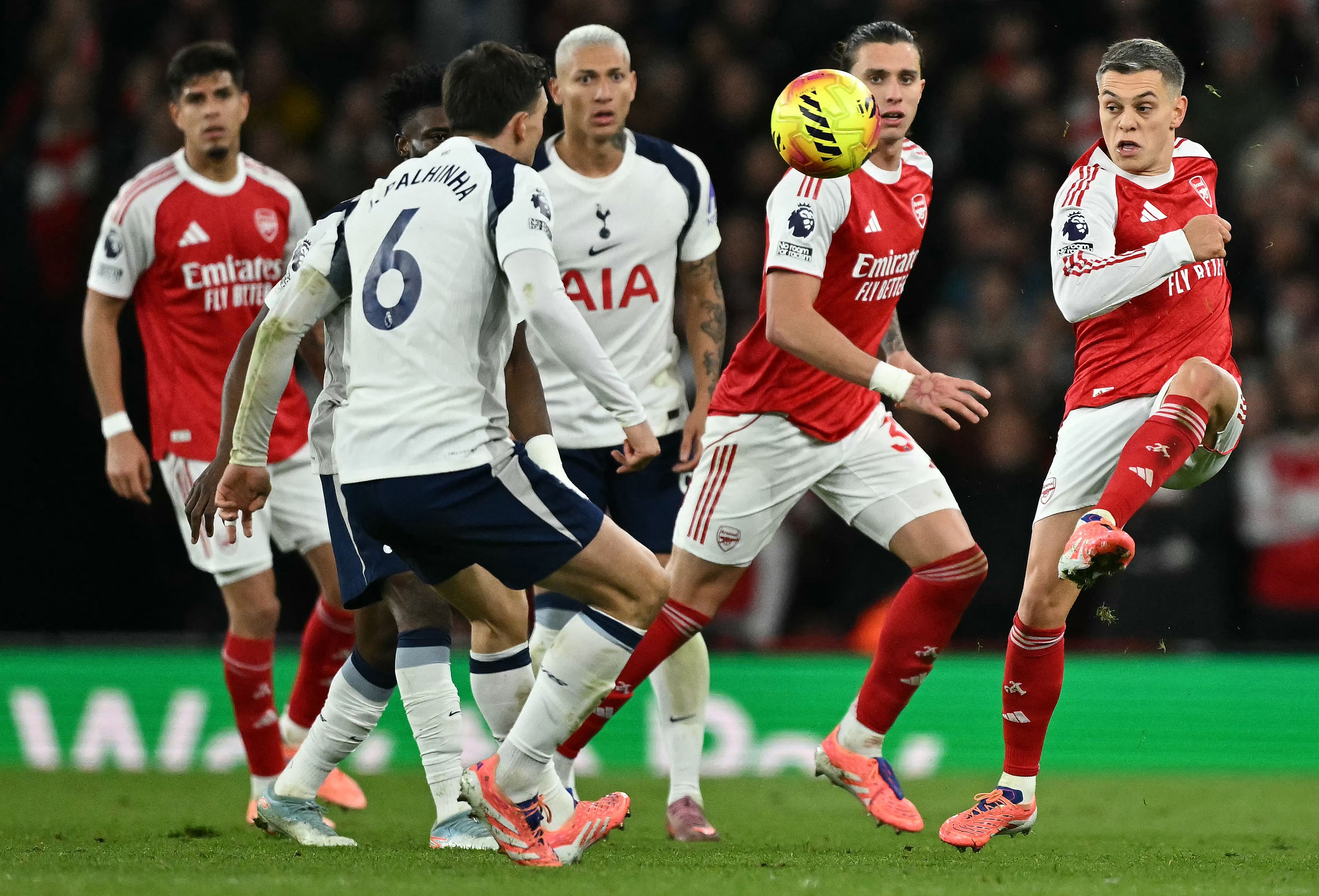 FBL-ENG-PR-ARSENAL-TOTTENHAM