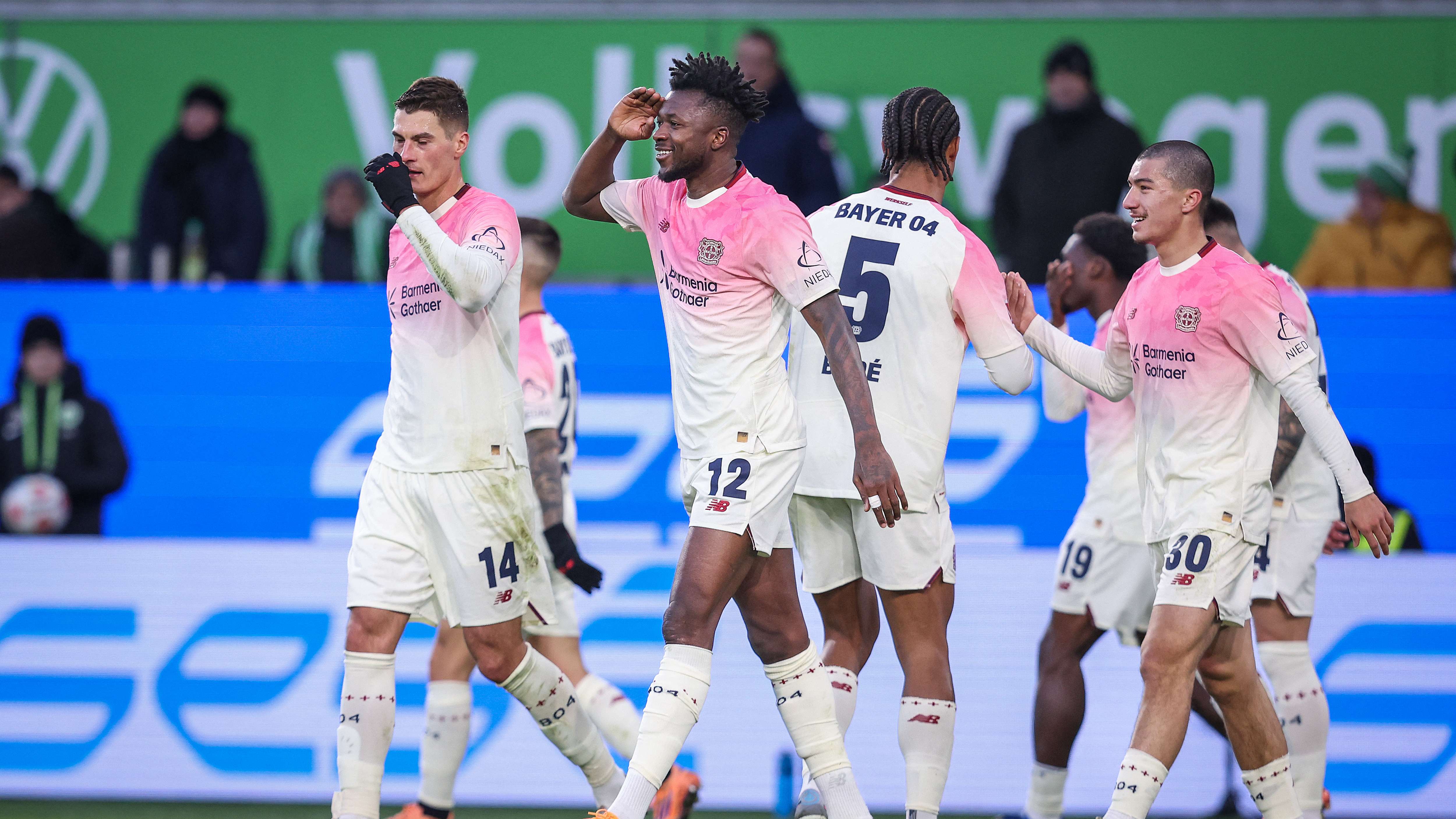 FBL-GER-BUNDESLIGA-WOLFSBURG-LEVERKUSEN