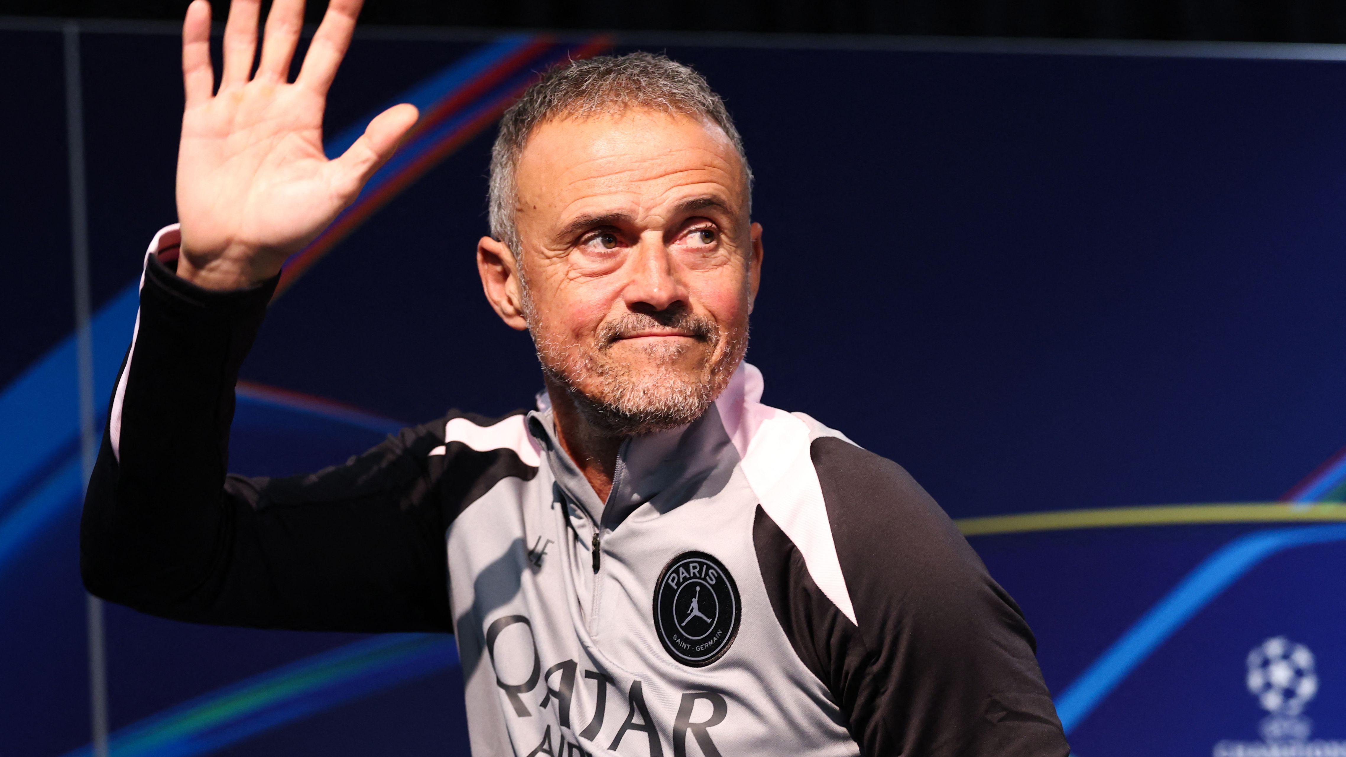 FBL-EUR-C1-PSG-PRESSER