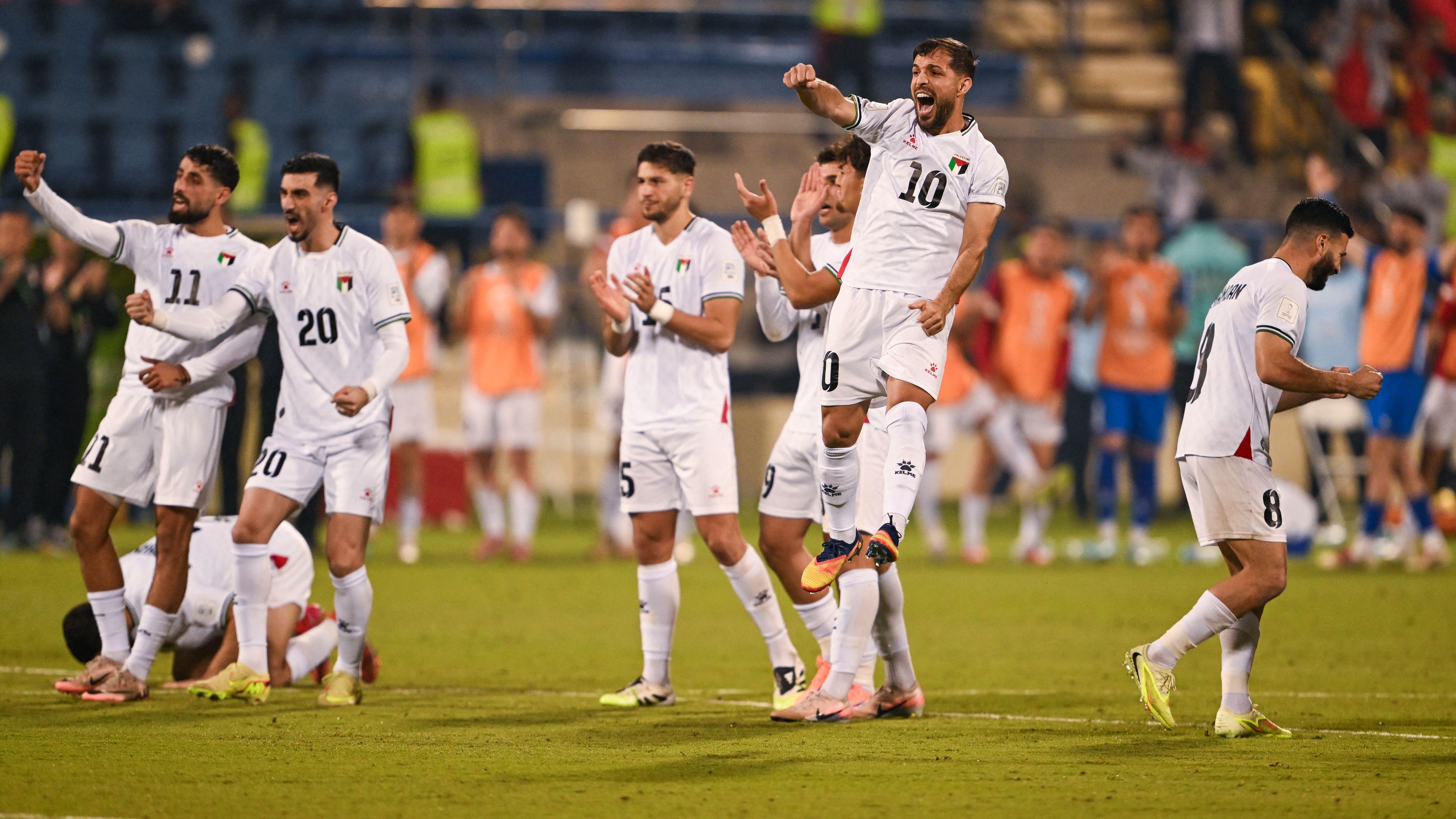 巴勒斯坦叙利亚晋级阿拉伯杯2025的照片，球场光辉与希望并存