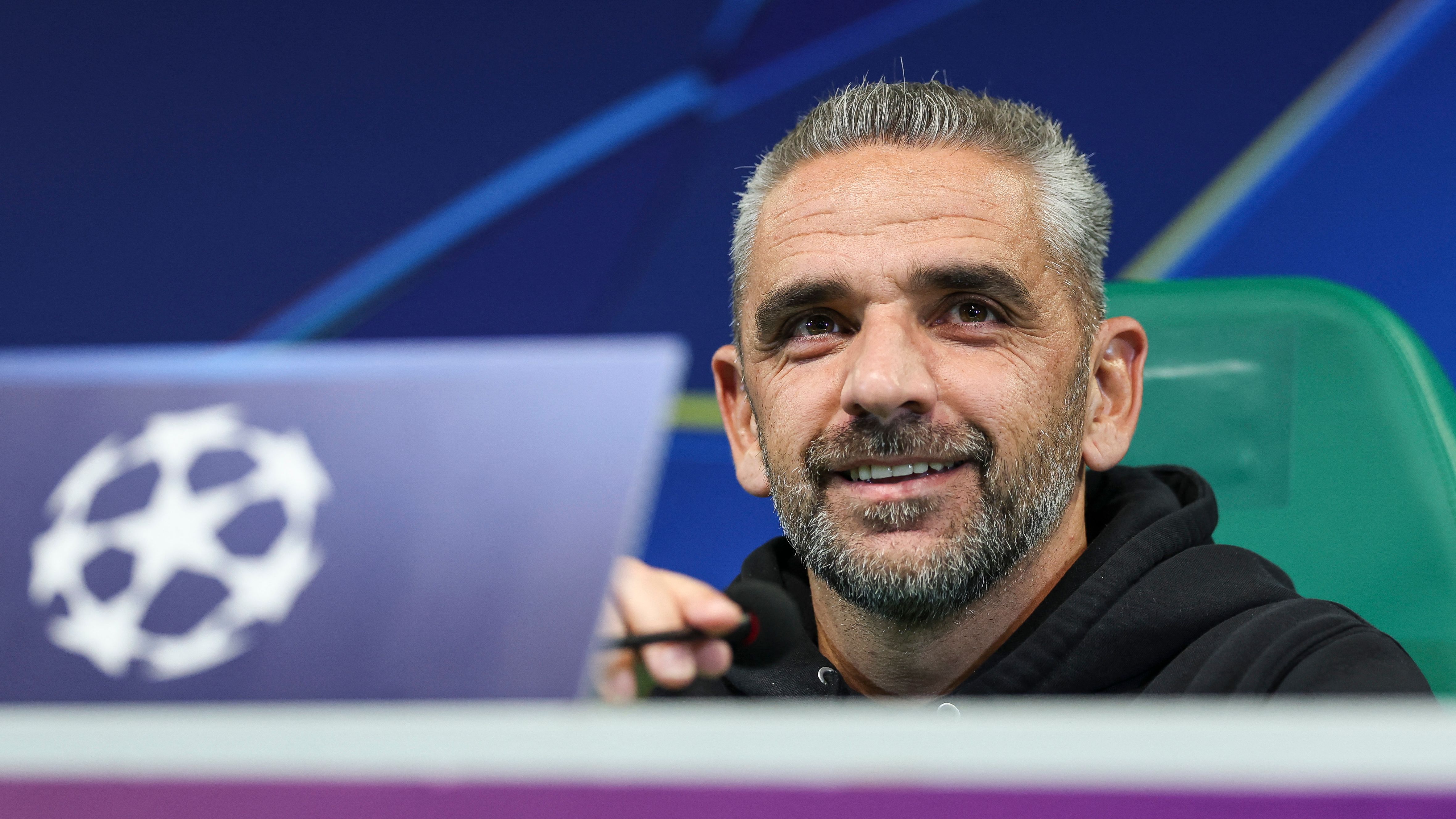 FLB-EUR-C1-SPORTING-PRESSER