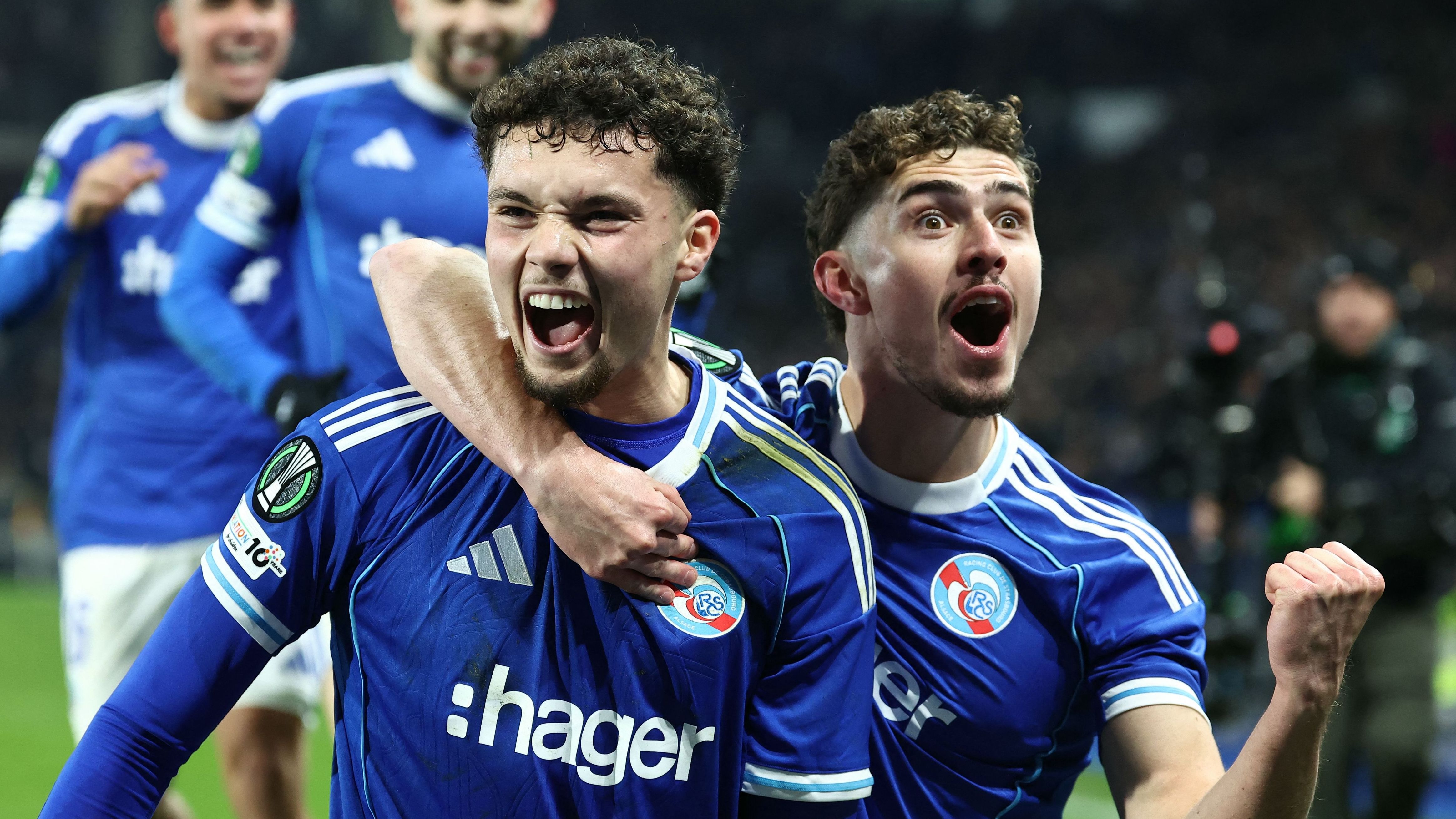 Samir El Mourabet, jeune prodige marocain de Strasbourg, éblouit l’Europe avec son premier but pro en Europa Conference League.