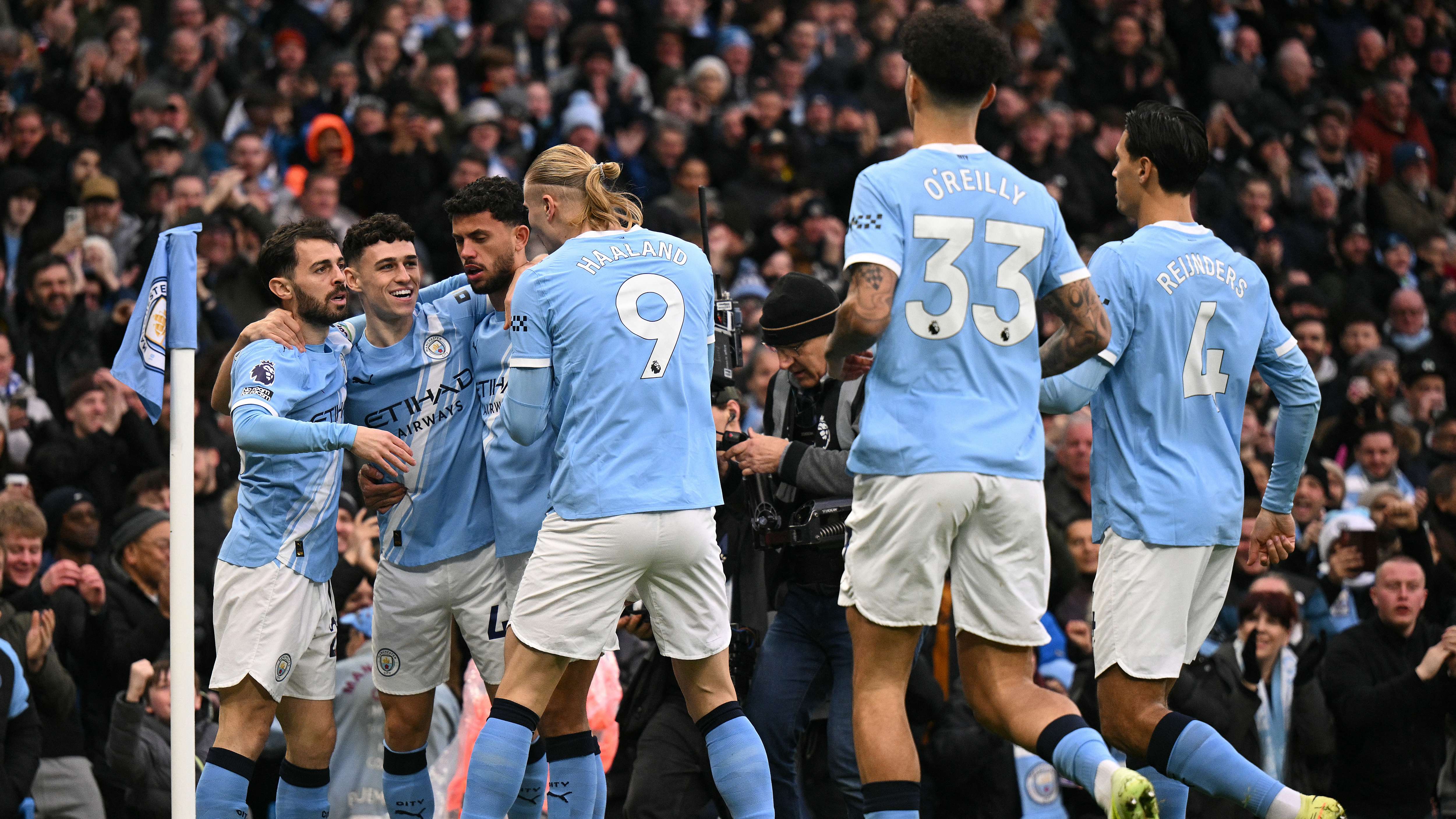 FBL-ENG-PR-MAN CITY-LEEDS