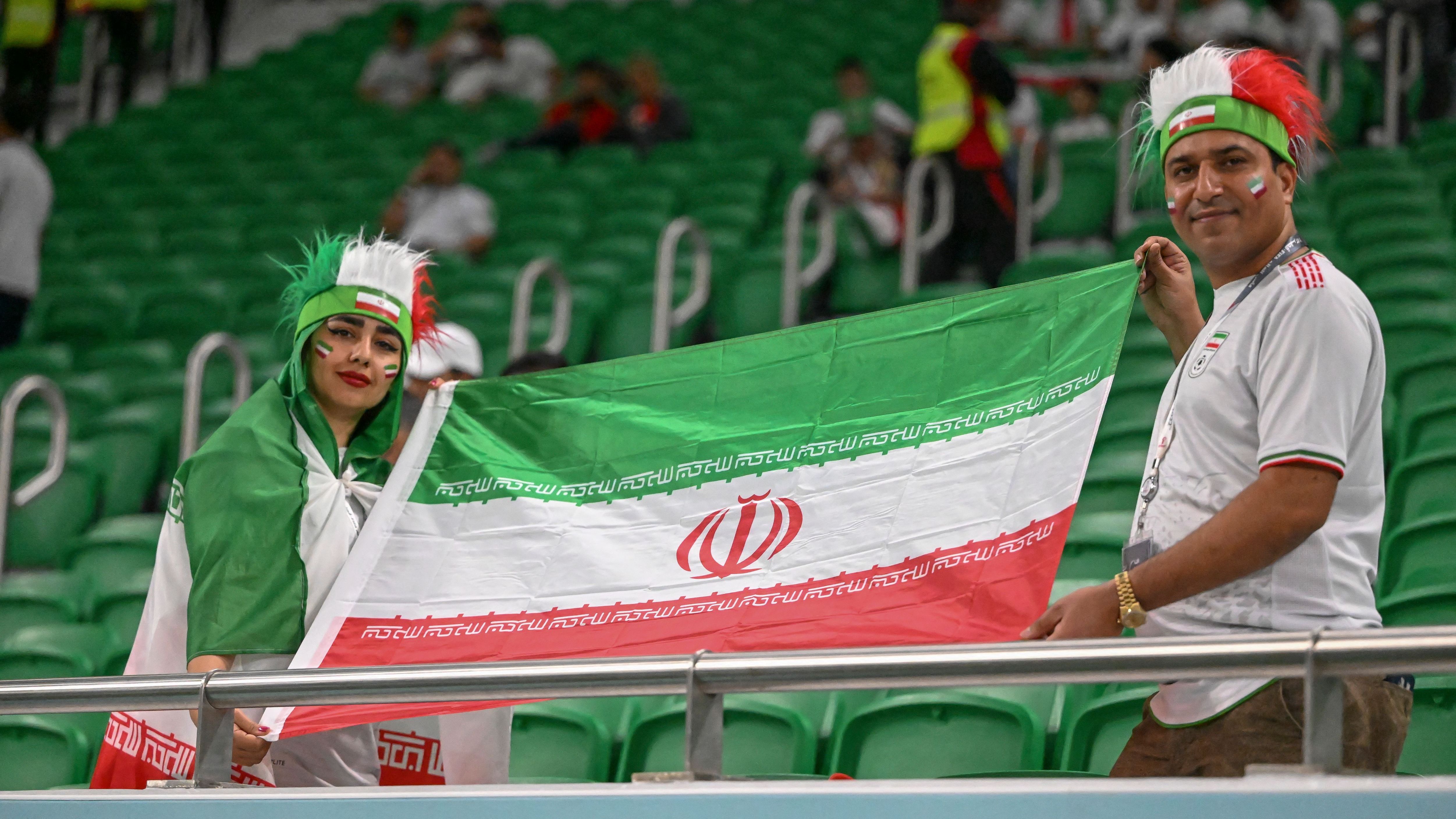 إيران تودع منتخبها قبل المونديال.. والموقف الأمريكي يثير القلق