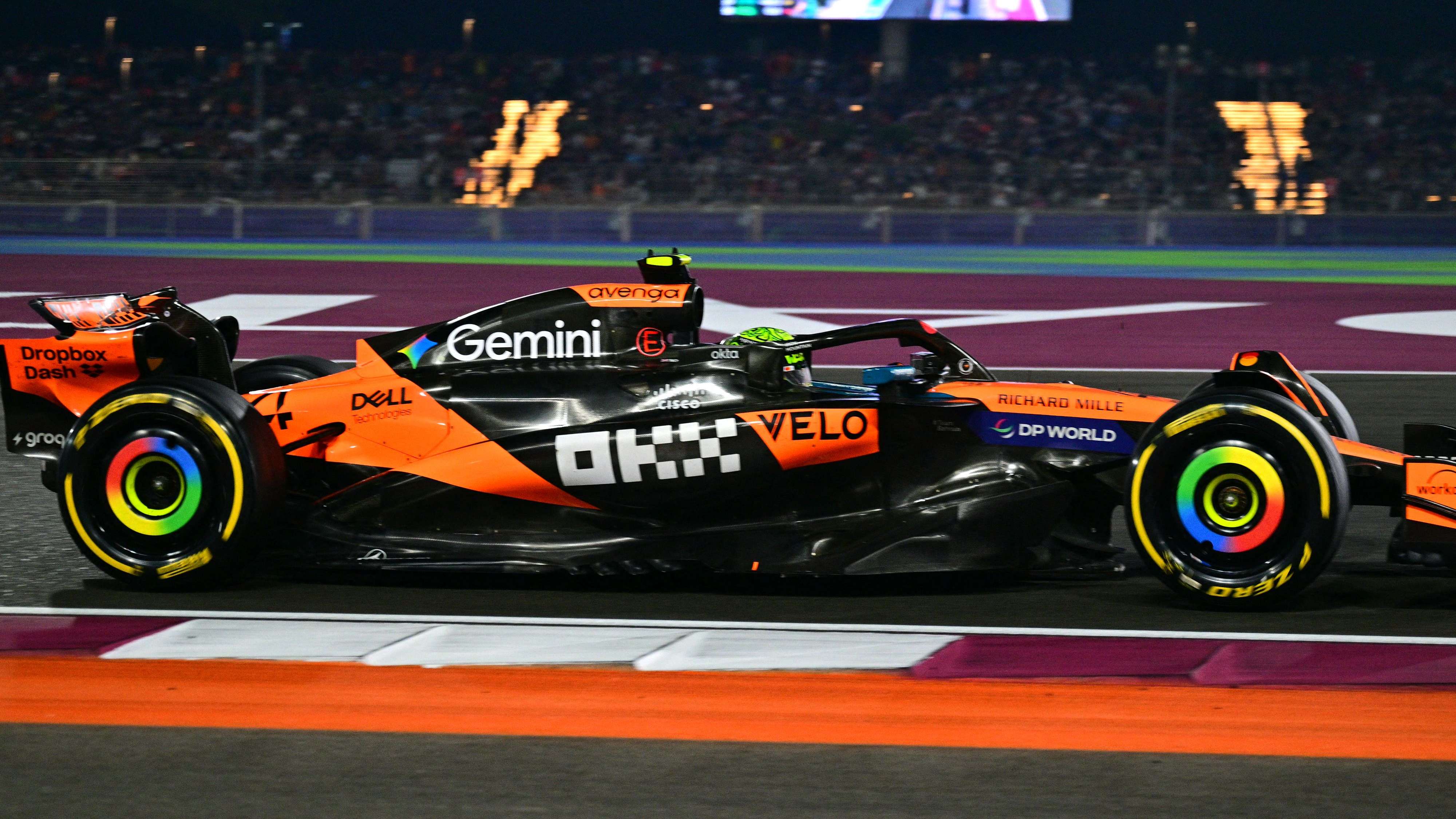 AUTO-PRIX-F1-QAT-RACE