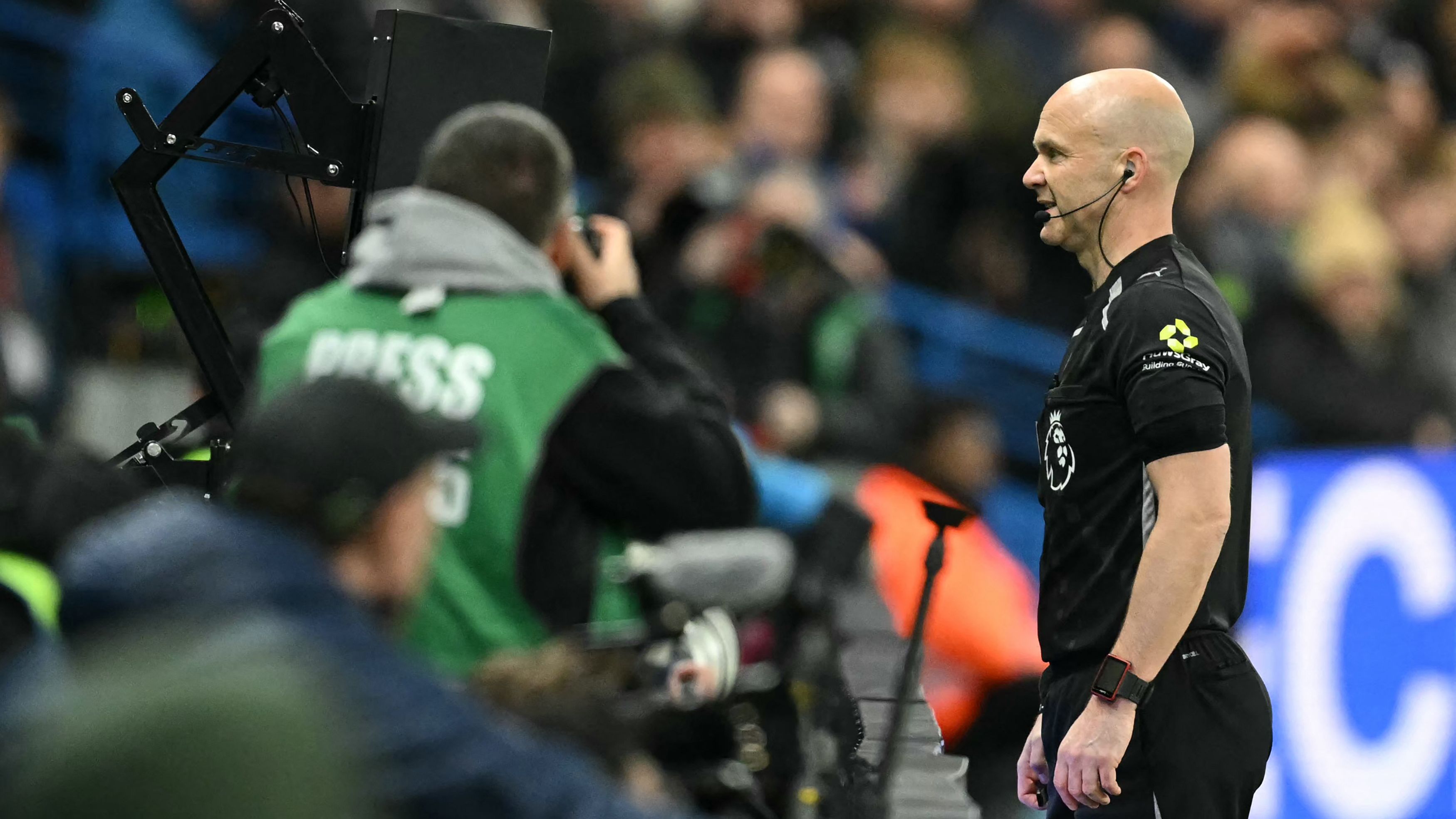 Moisés Caicedo expulsado Chelsea Arsenal Stamford Bridge