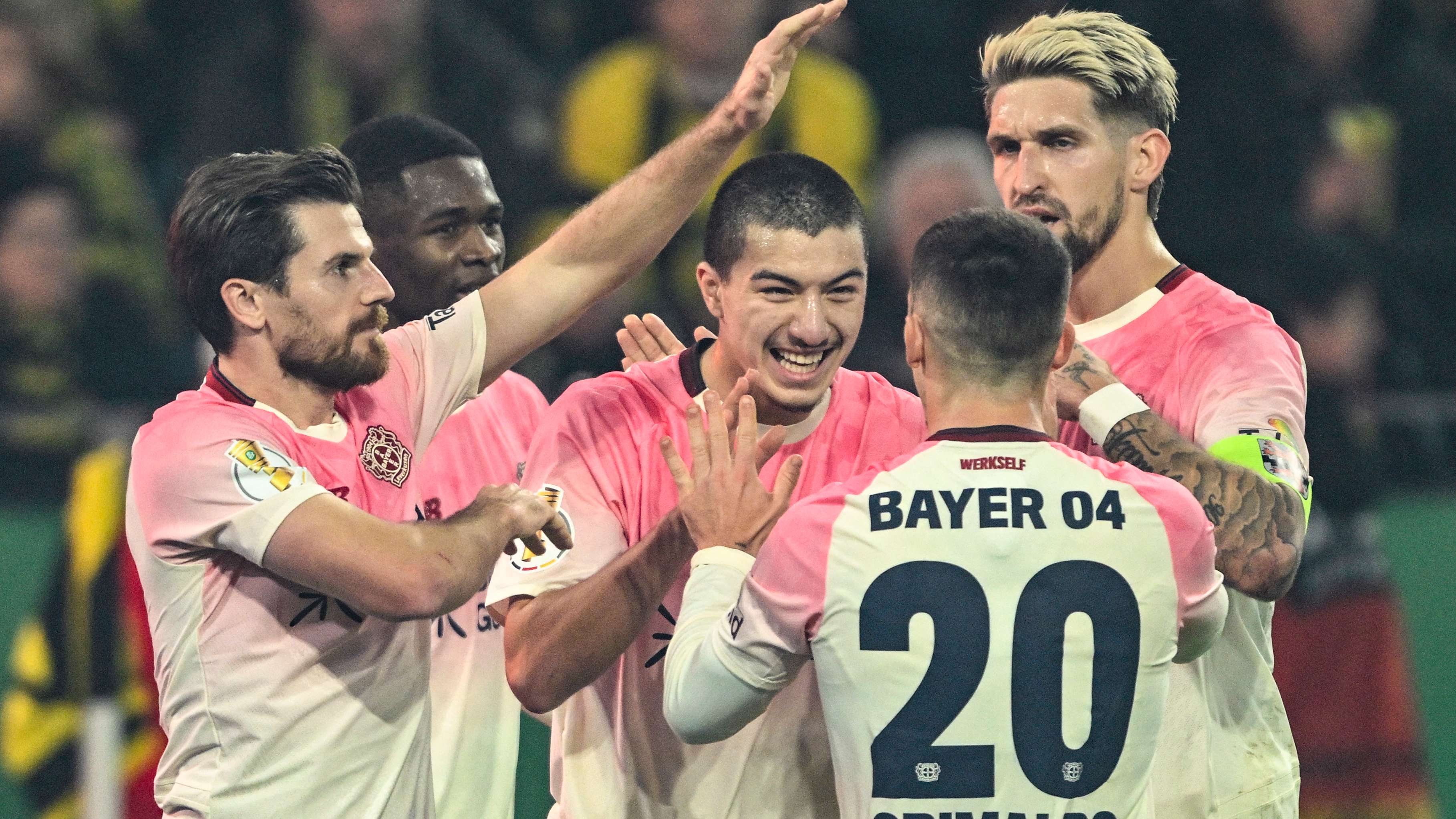 FBL-GER-CUP-DORTMUND-LEVERKUSEN