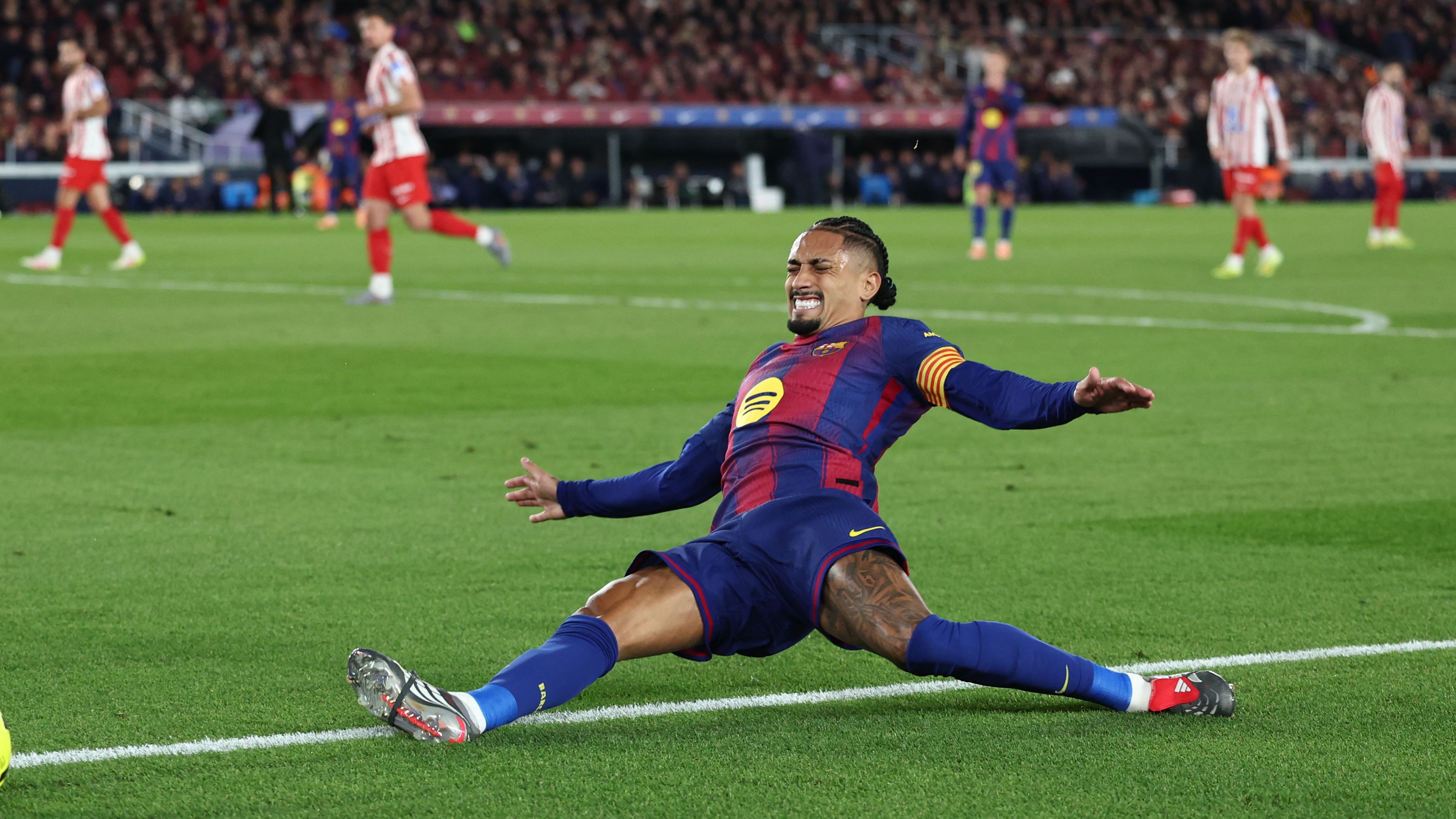 الفيفا يمزح مع رافينيا