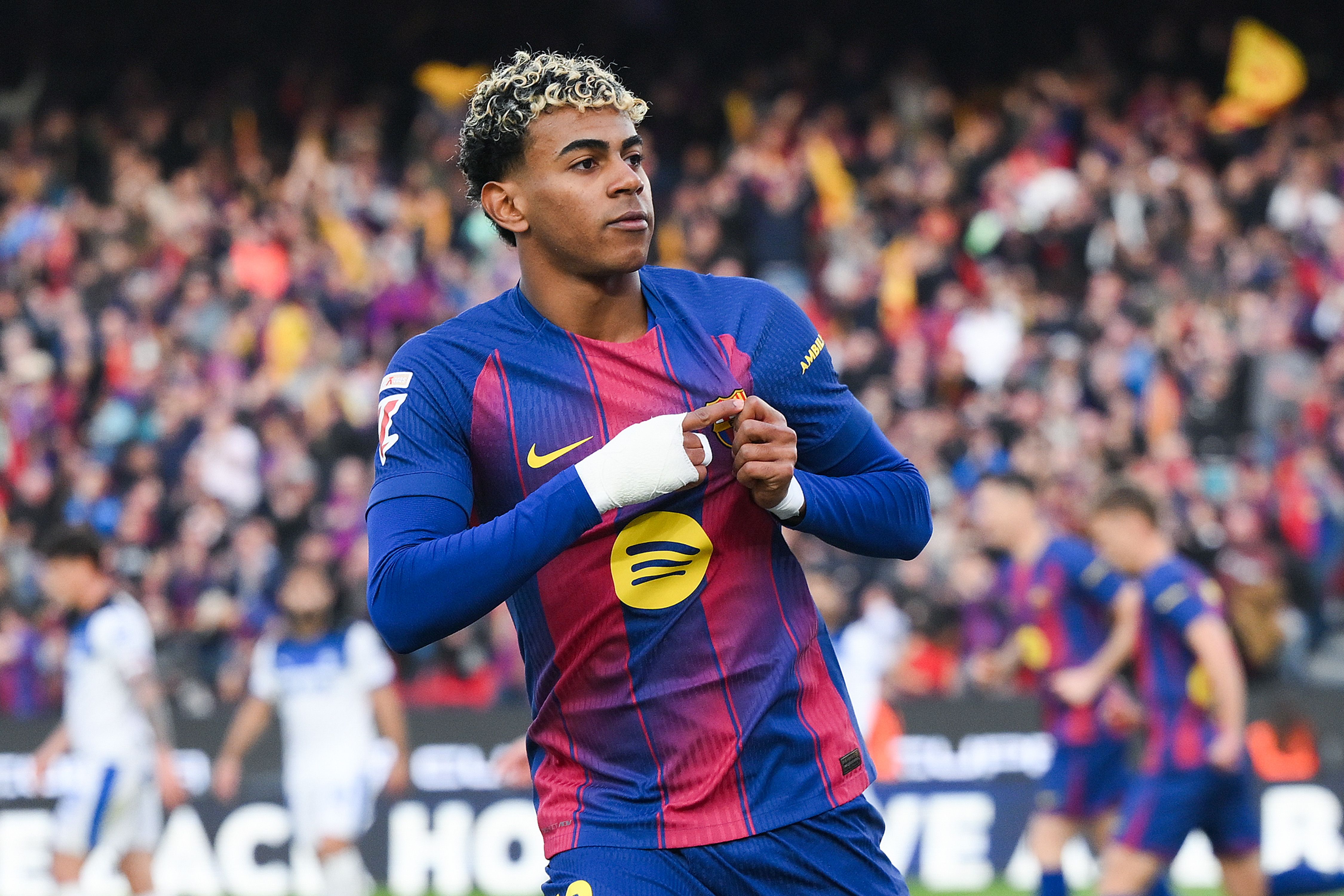FC Barcelona v Deportivo Alaves - LaLiga EA Sports