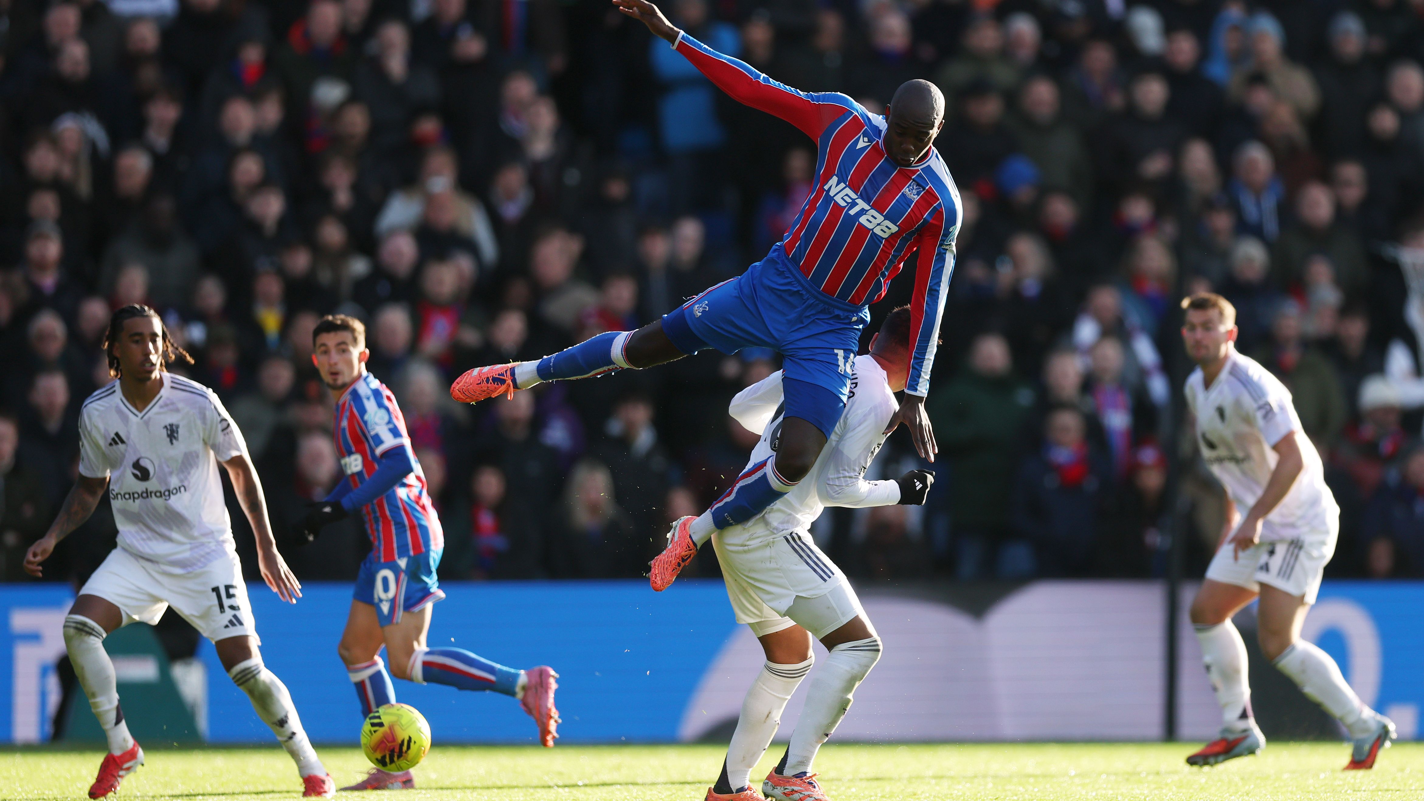 كريستال بالاس ضد مانشستر يونايتد