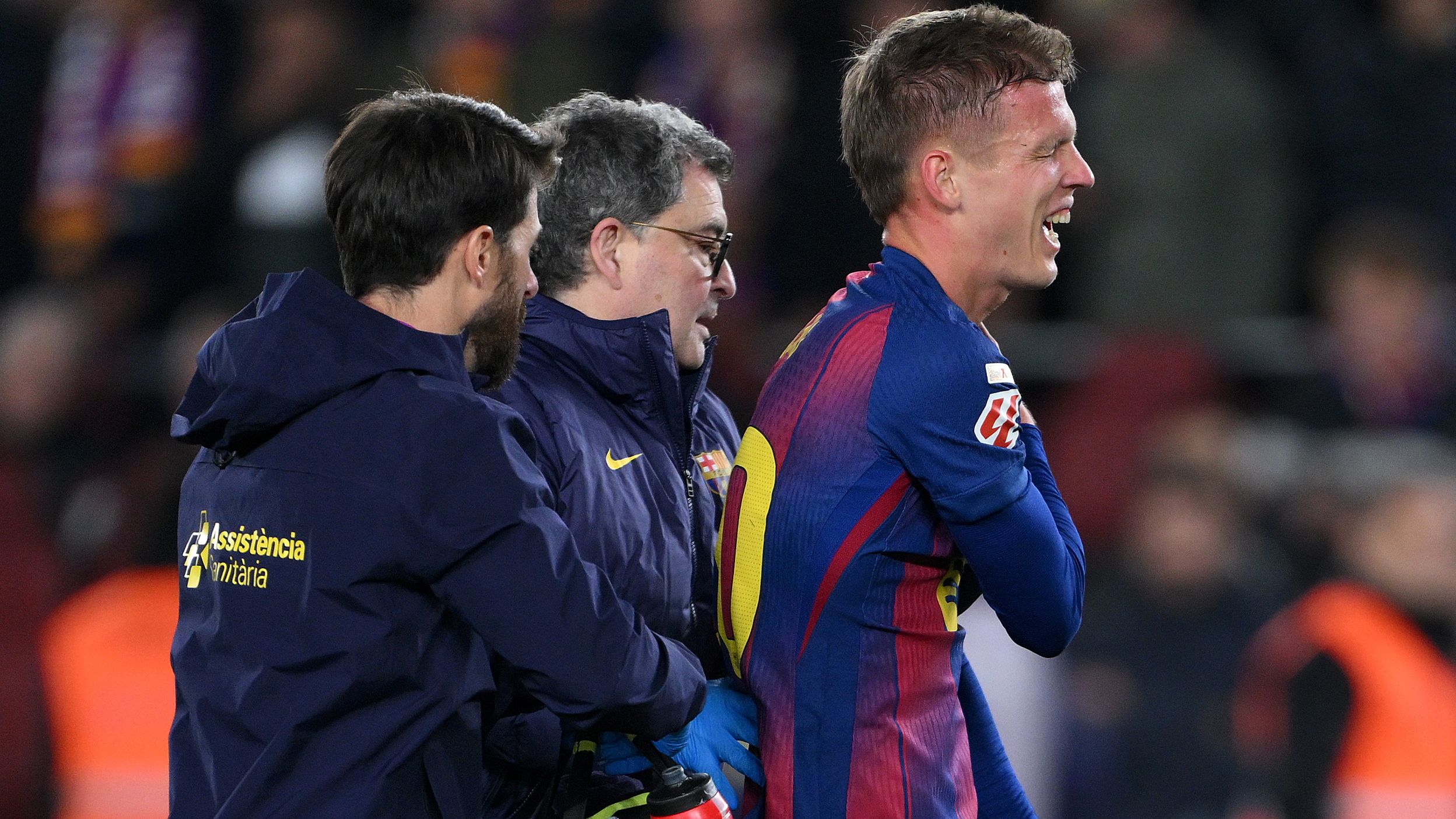 Dani Olmo infortunio spalla Barcellona Atletico Madrid