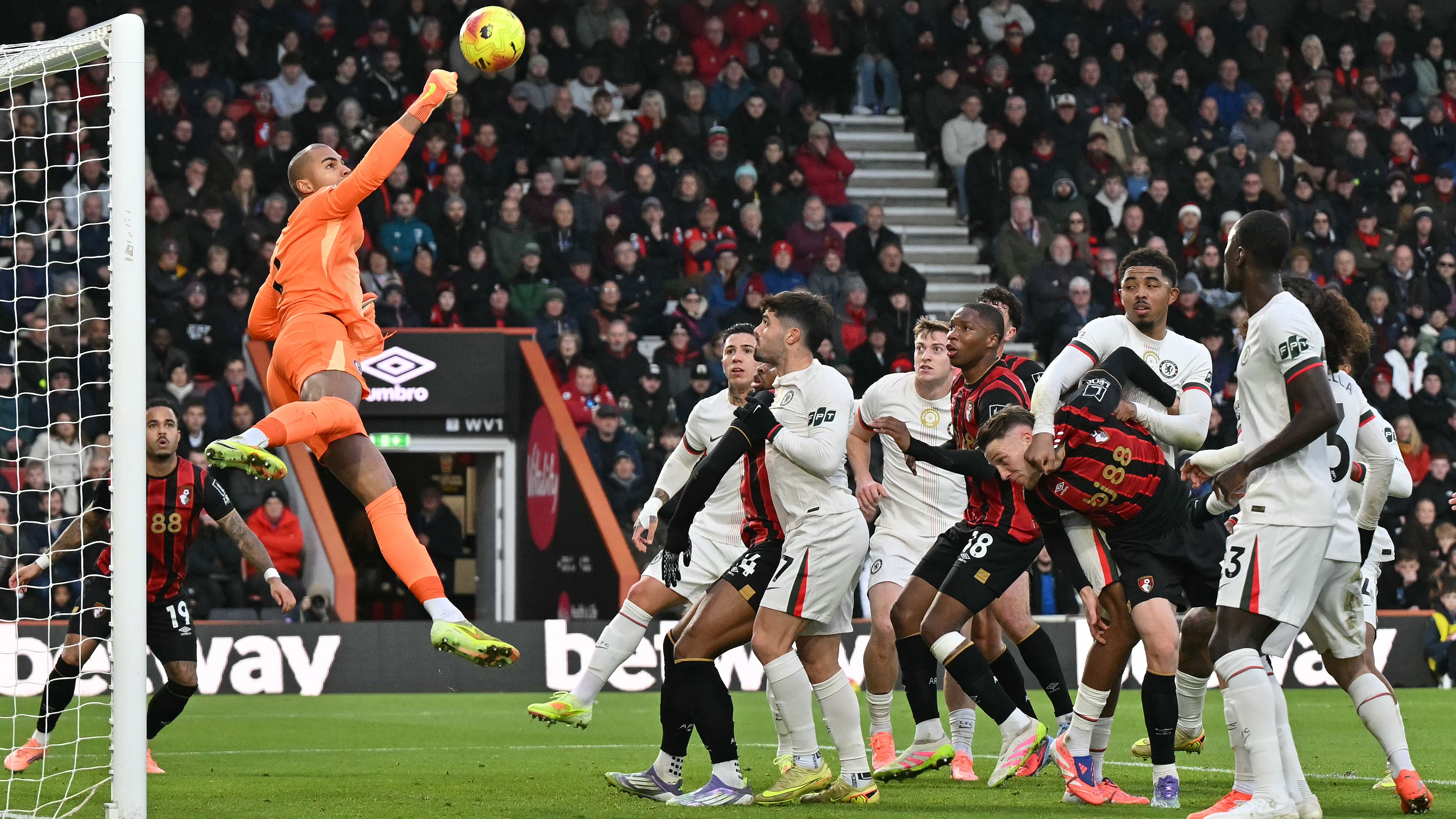 TOPSHOT-FBL-ENG-PR-BOURNEMOUTH-CHELSEA