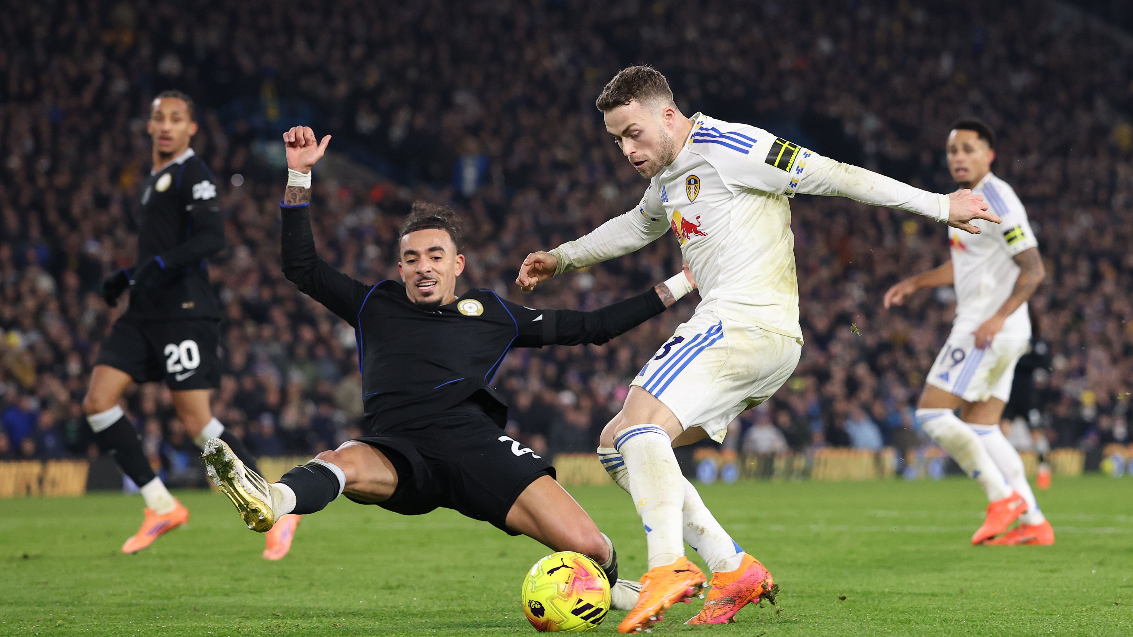 Leeds United v Chelsea - Premier League