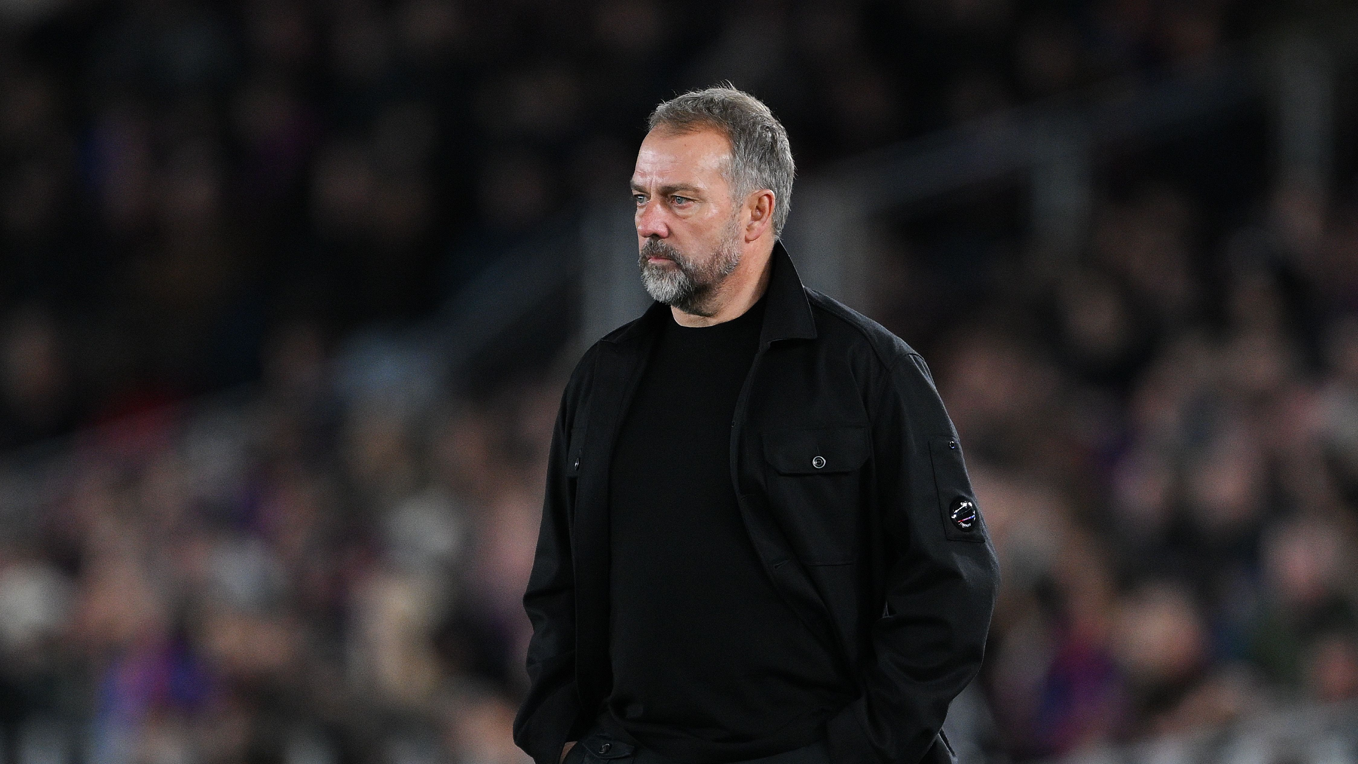 فليك يبرر استبعاد رافينيا.. ومركز جارسيا الجديد | كووورة