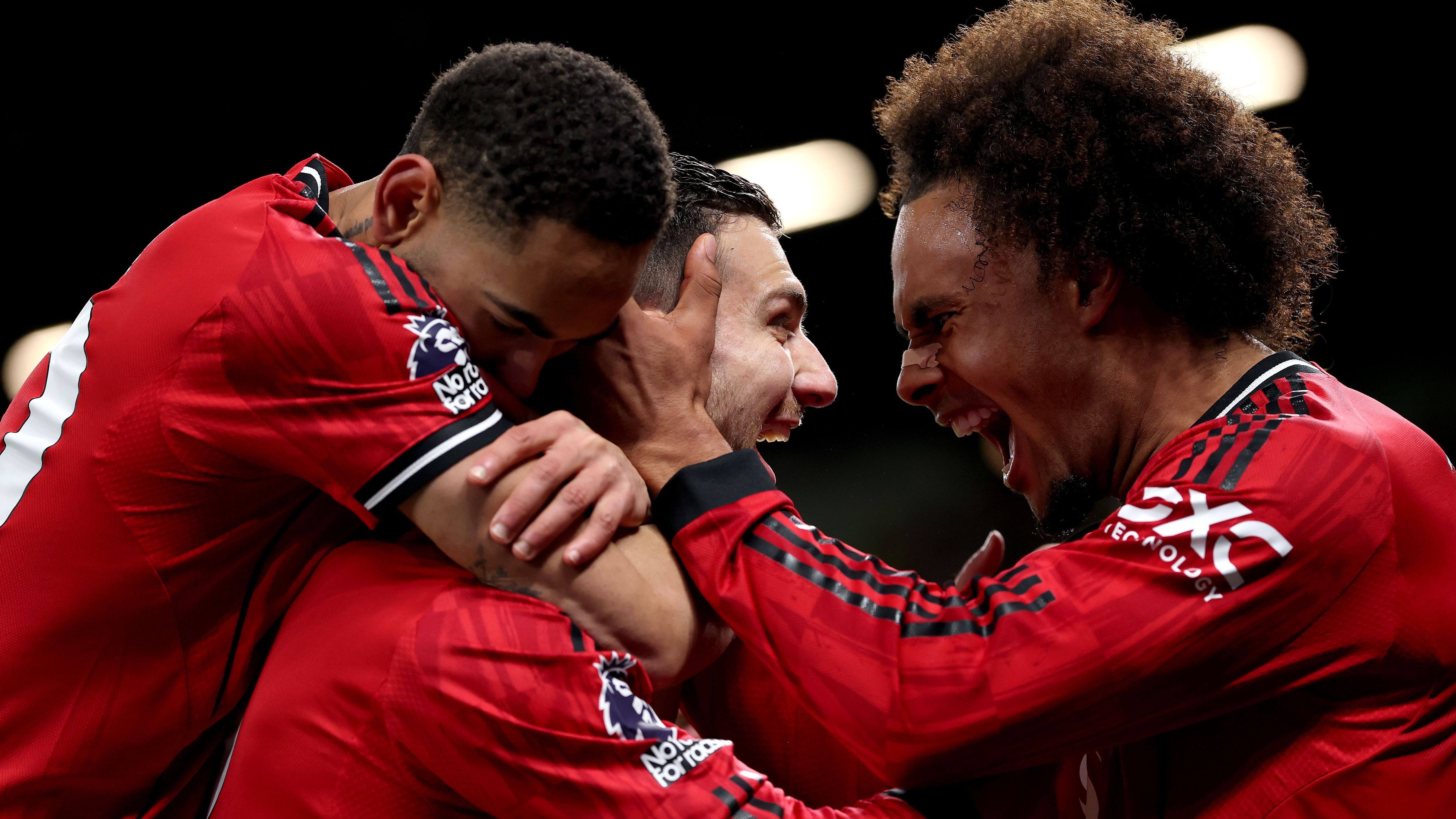 دالوت يسجل هدف التقدم