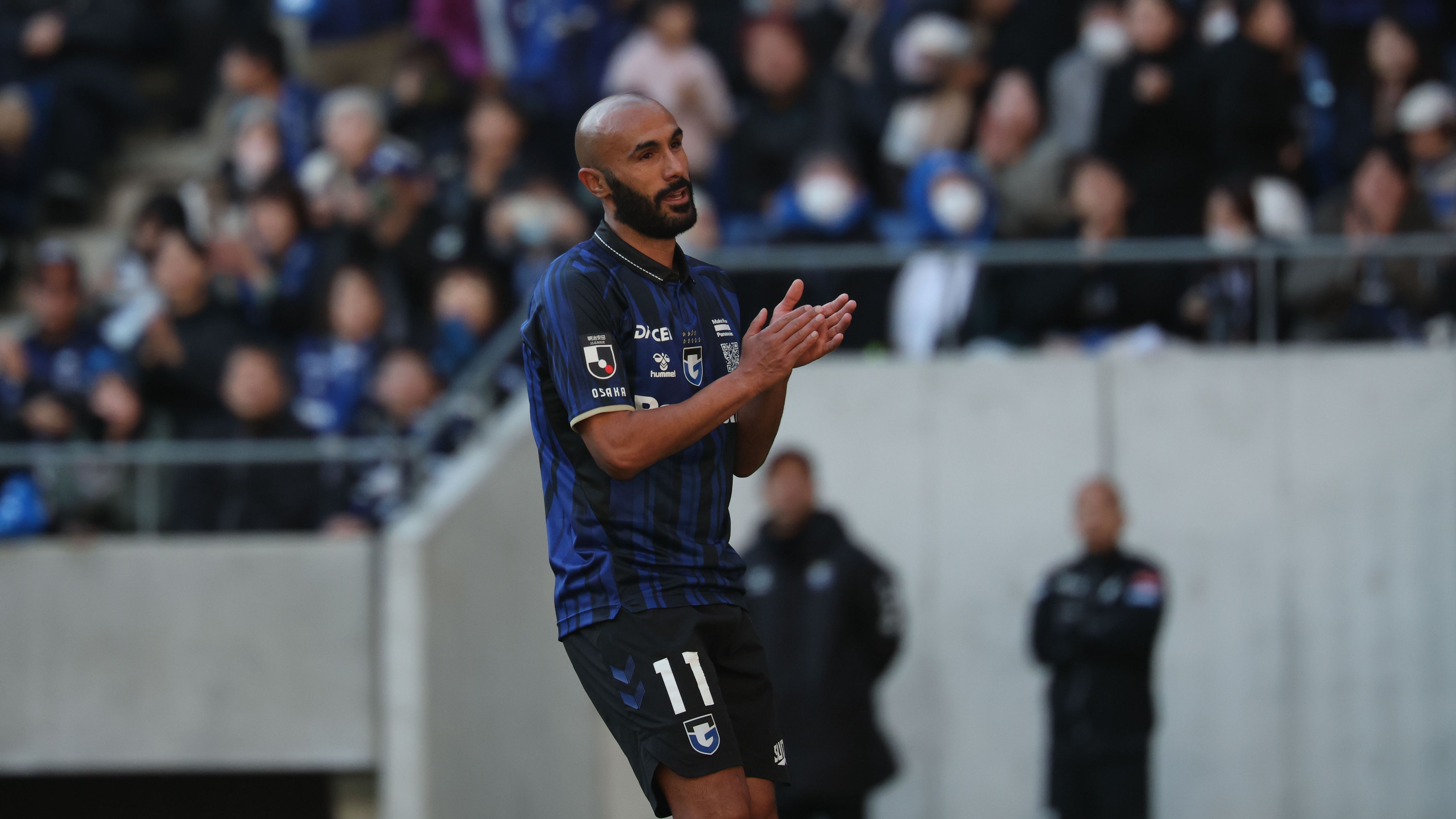 Gamba Osaka v Tokyo Verdy - J.LEAGUE MEIJI YASUDA J1