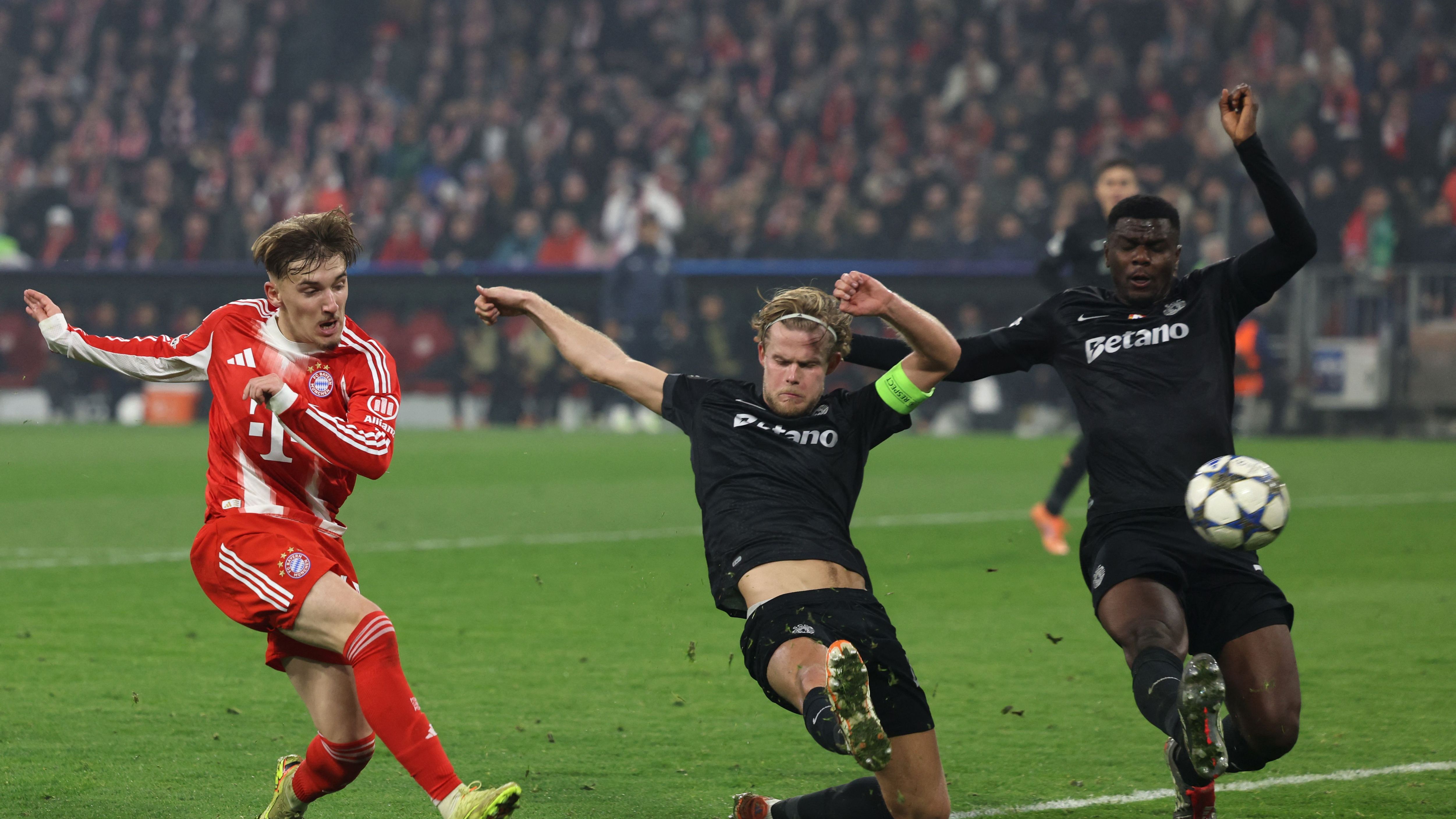 FBL-EUR-C1-BAYERN MUNICH-SPORTING