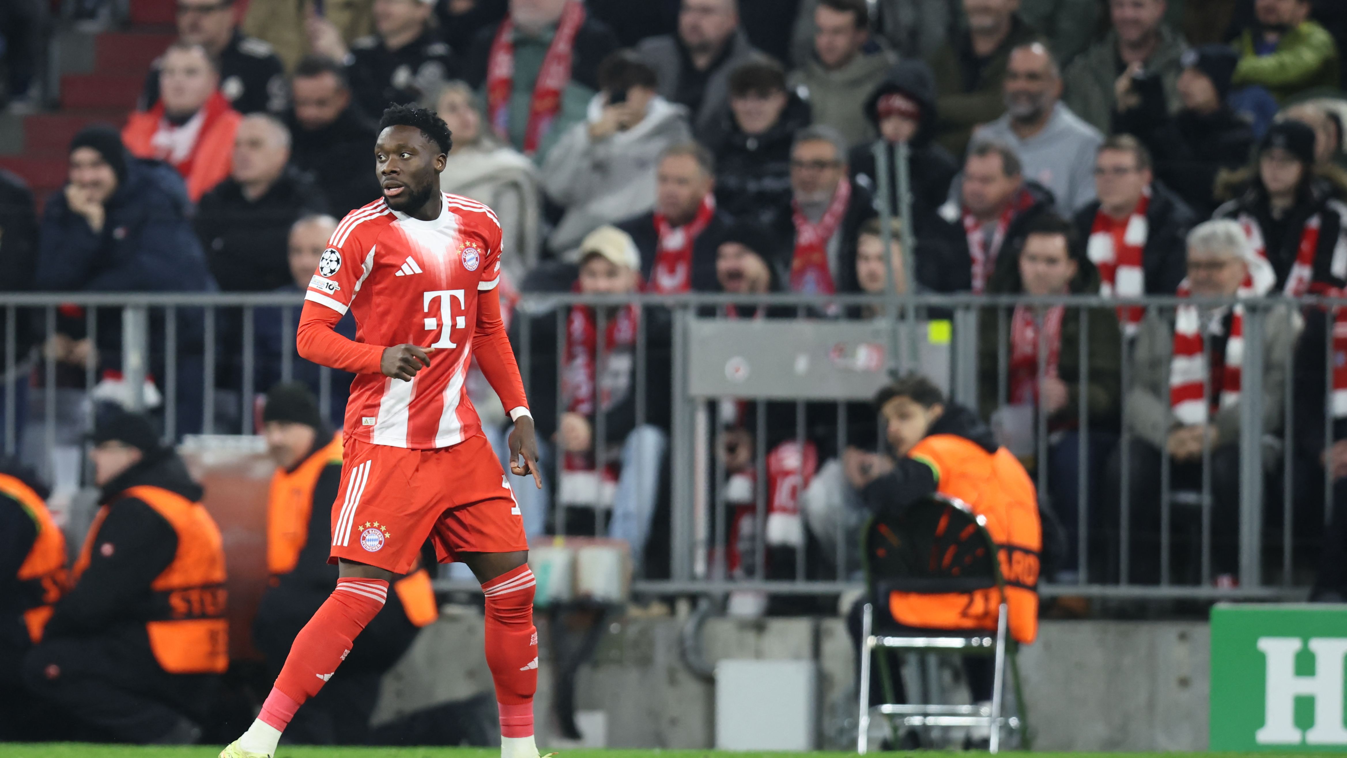 FBL-EUR-C1-BAYERN MUNICH-SPORTING