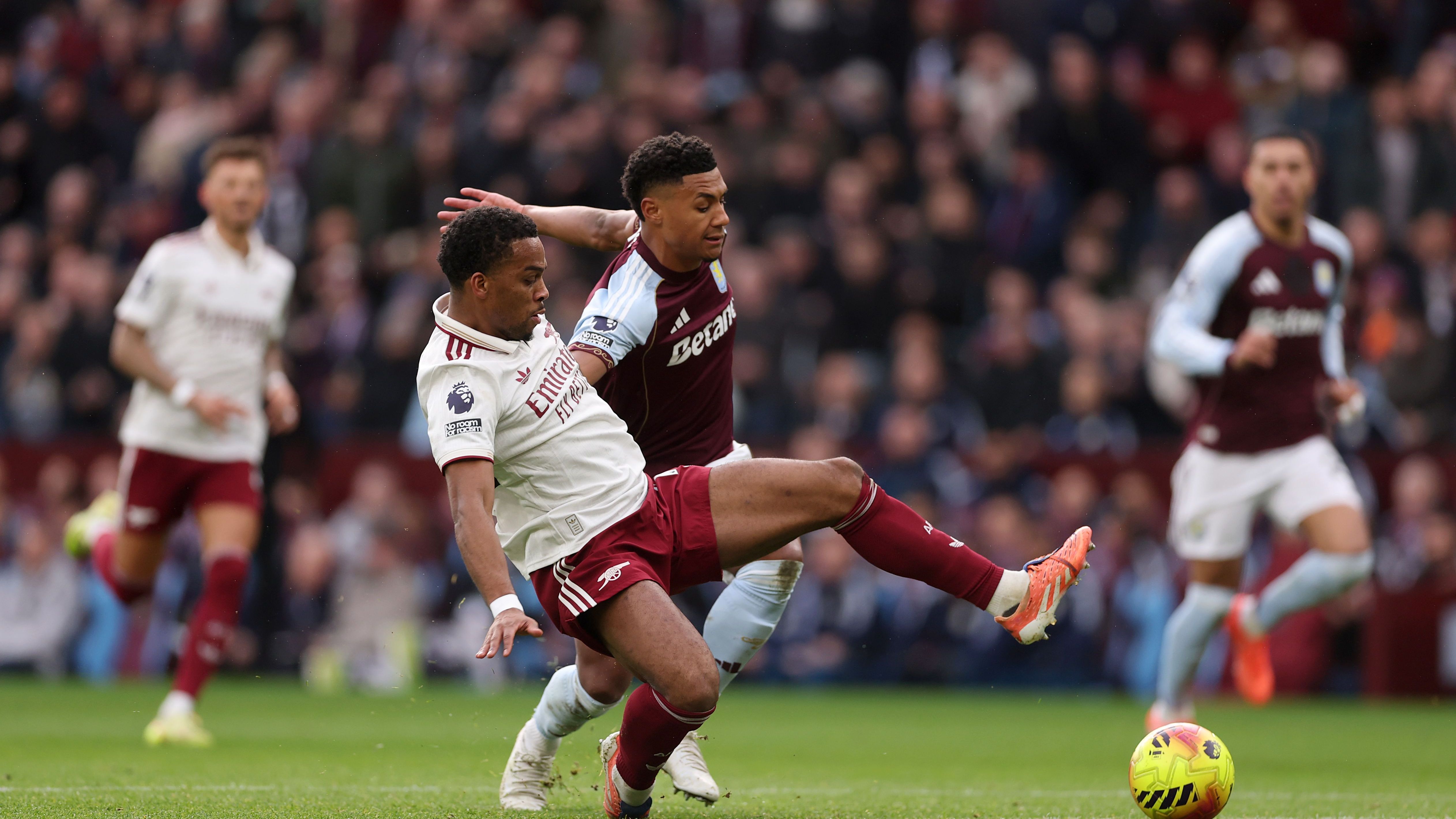 Aston Villa v Arsenal - Premier League