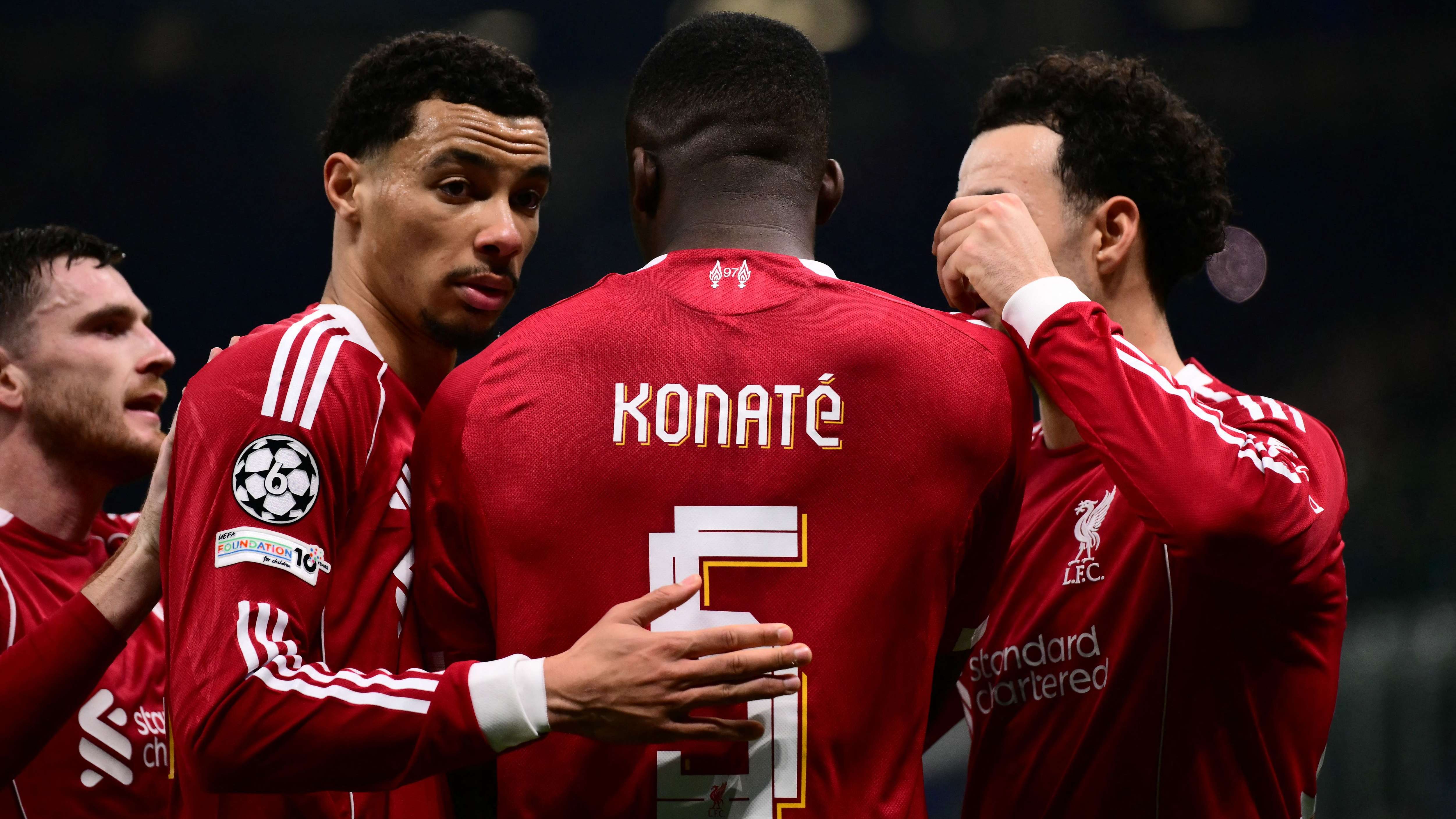 احتفال ليفربول بالهدف الملغي