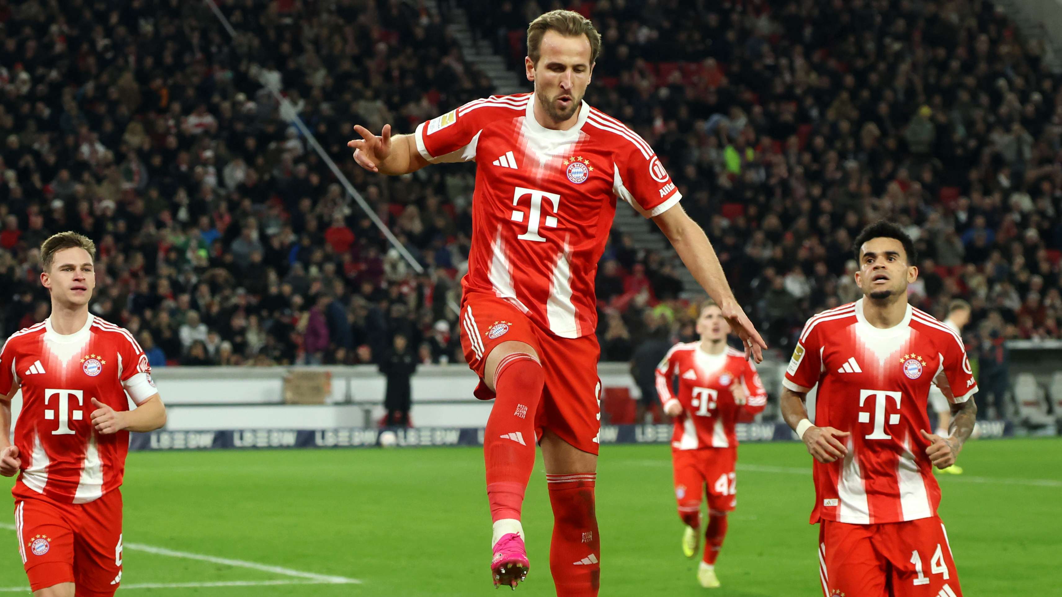 VfB Stuttgart v FC Bayern München - Bundesliga