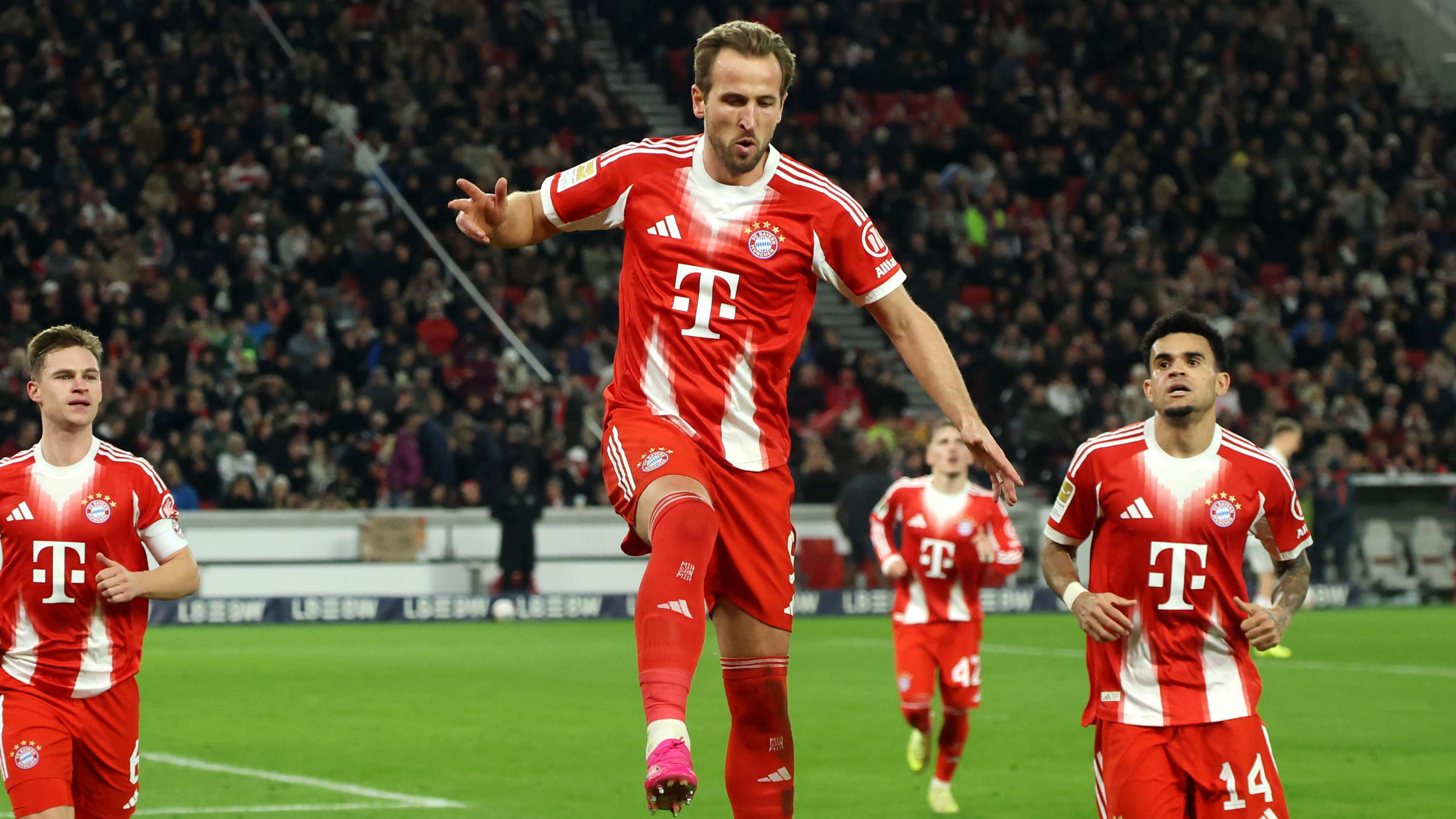 VfB Stuttgart v FC Bayern München - Bundesliga