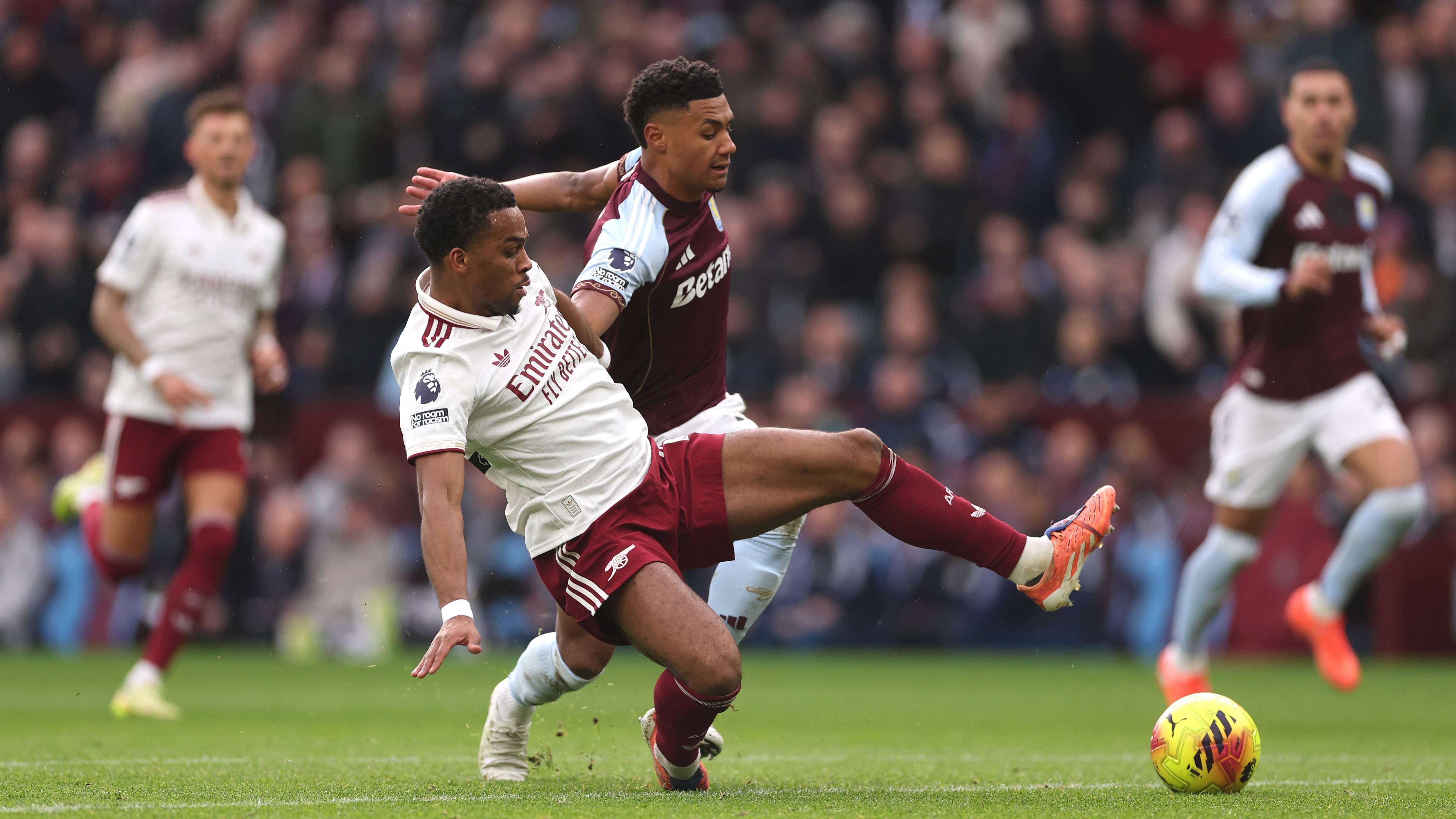 Aston Villa v Arsenal - Premier League