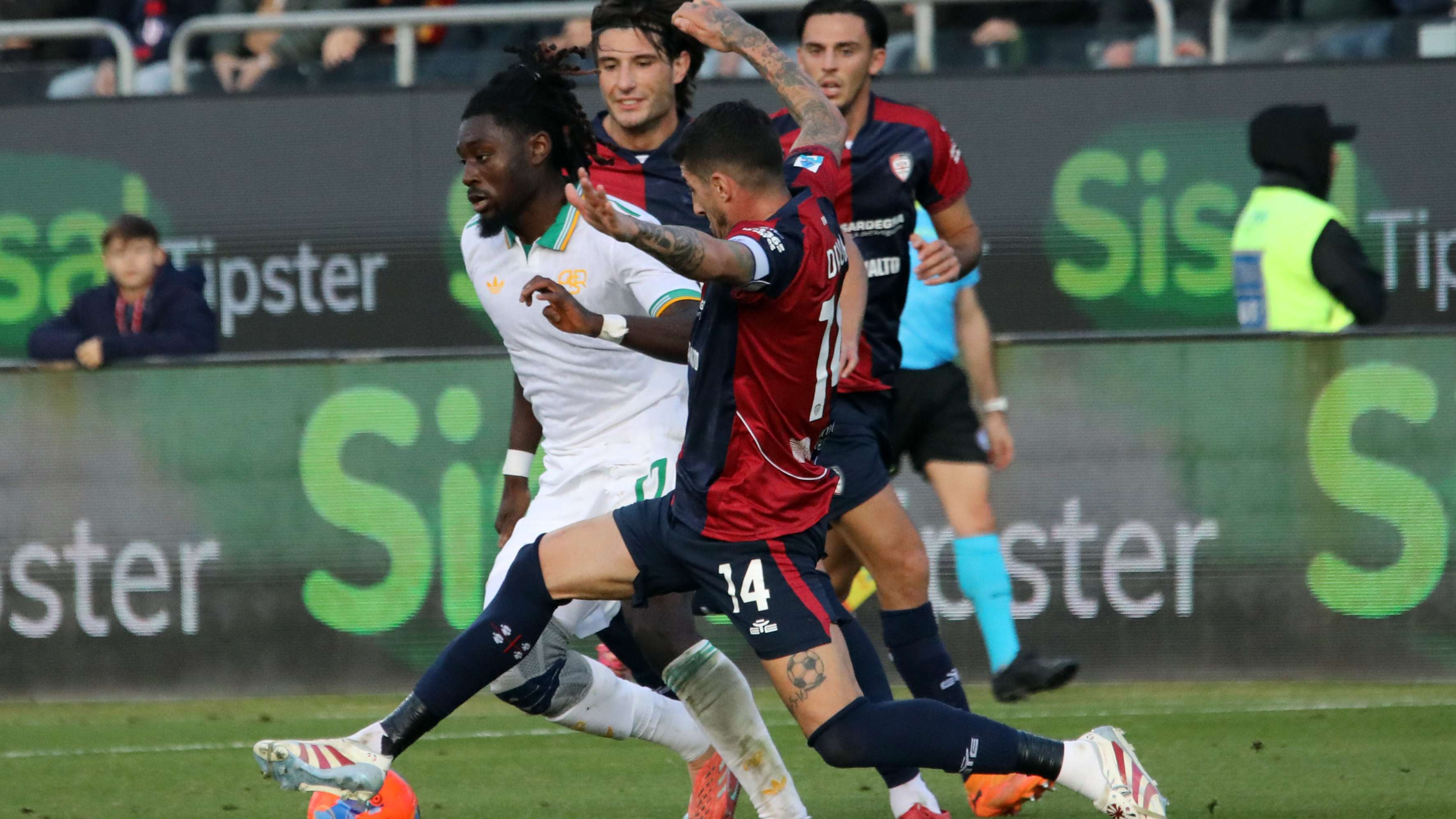 Cagliari Calcio v AS Roma - Serie A