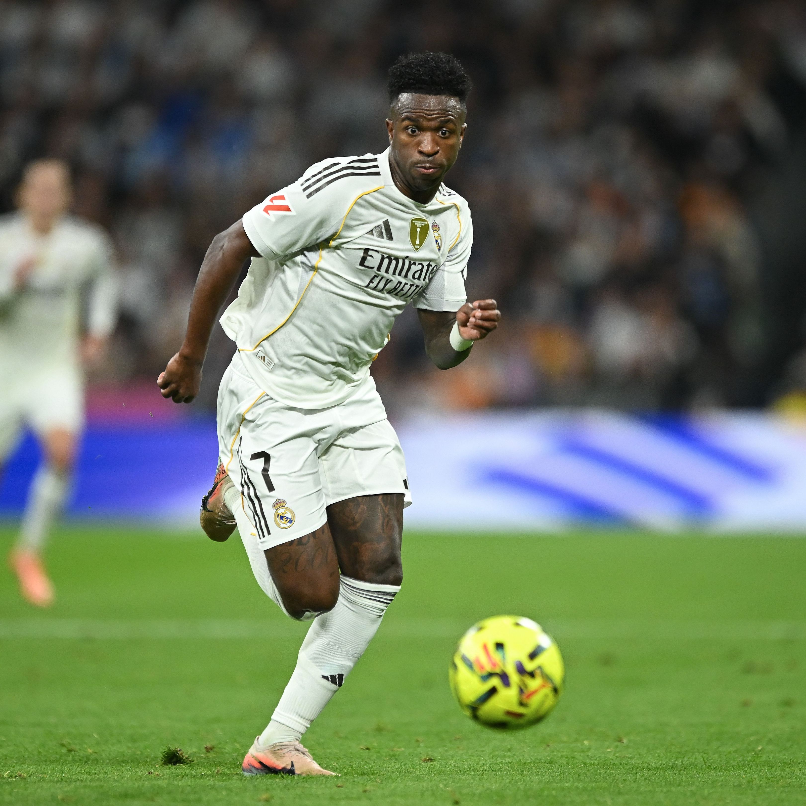 Partite di calcio domenica 14 dicembre 2025: canali e commentatori