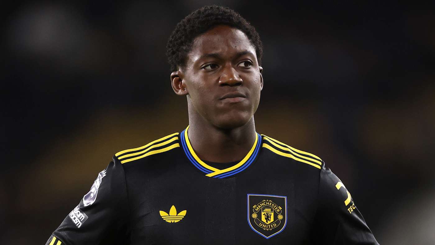 Wolverhampton Wanderers v Manchester United - Premier League