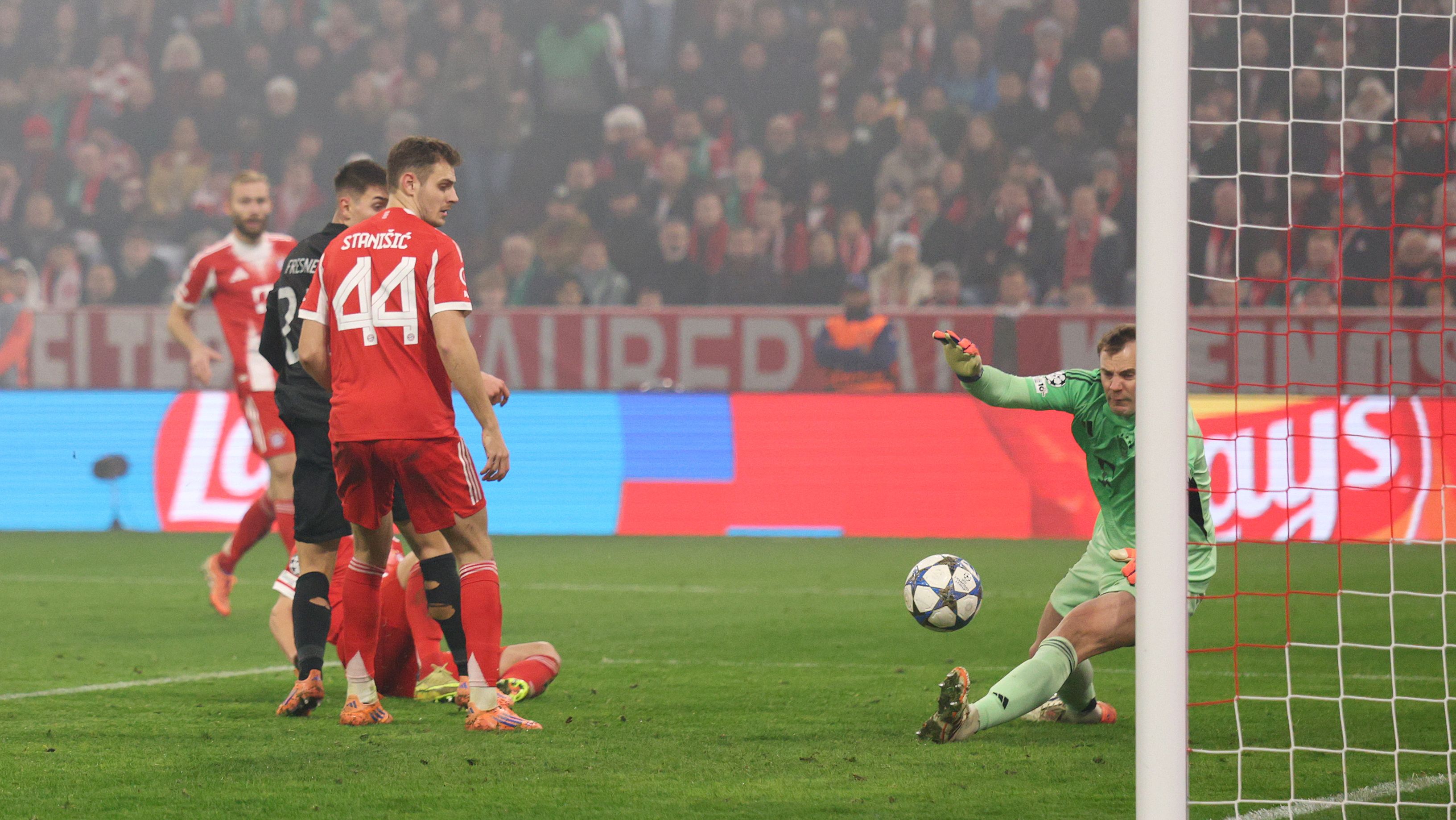 FC Bayern München v Sporting Clube de Portugal - UEFA Champions League 2025/26 League Phase MD6