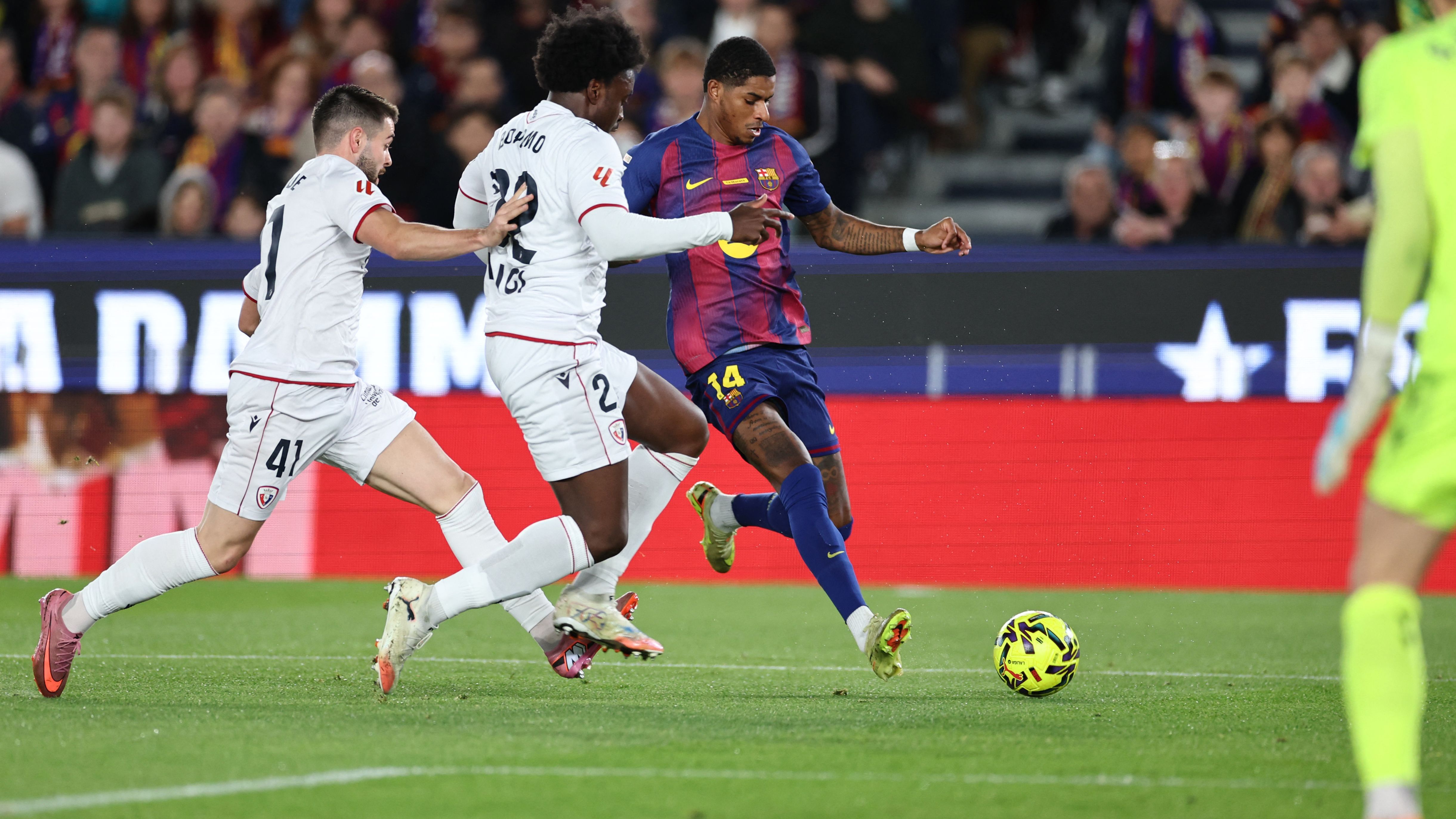FBL-ESP-LIGA-BARCELONA-OSASUNA