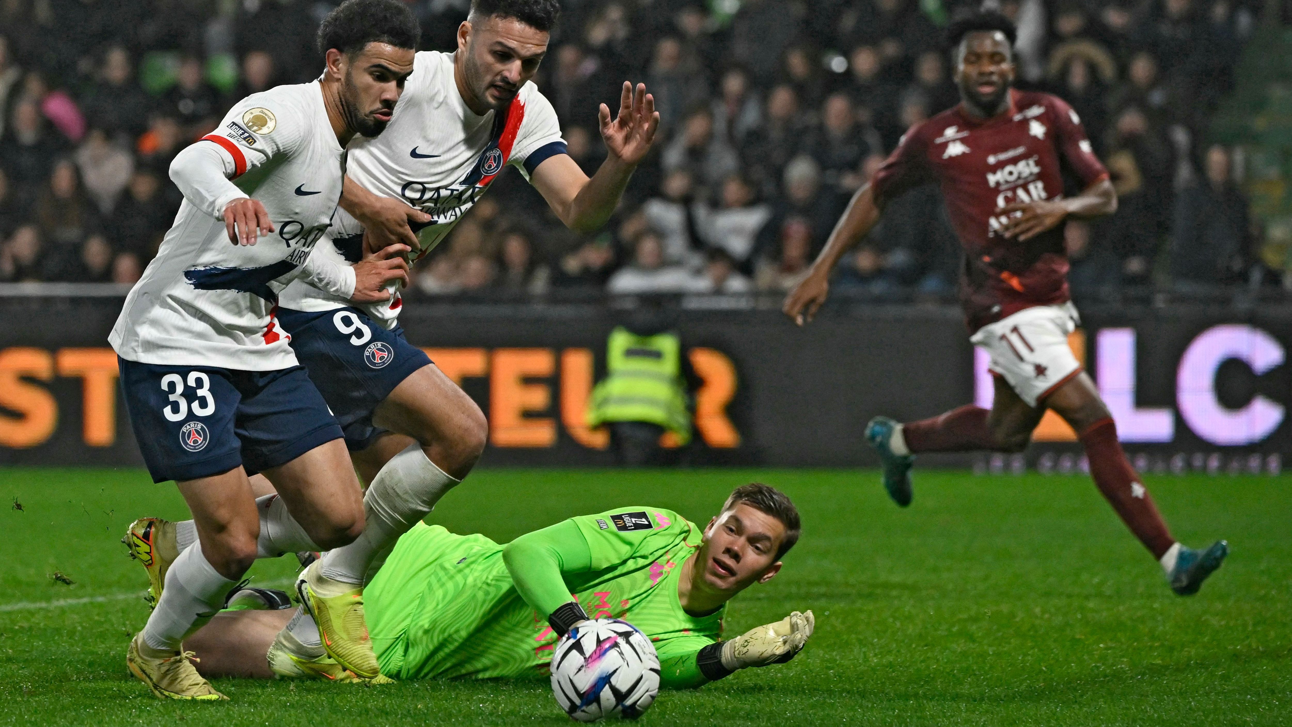 FBL-FRA-LIGUE1-METZ-PSG