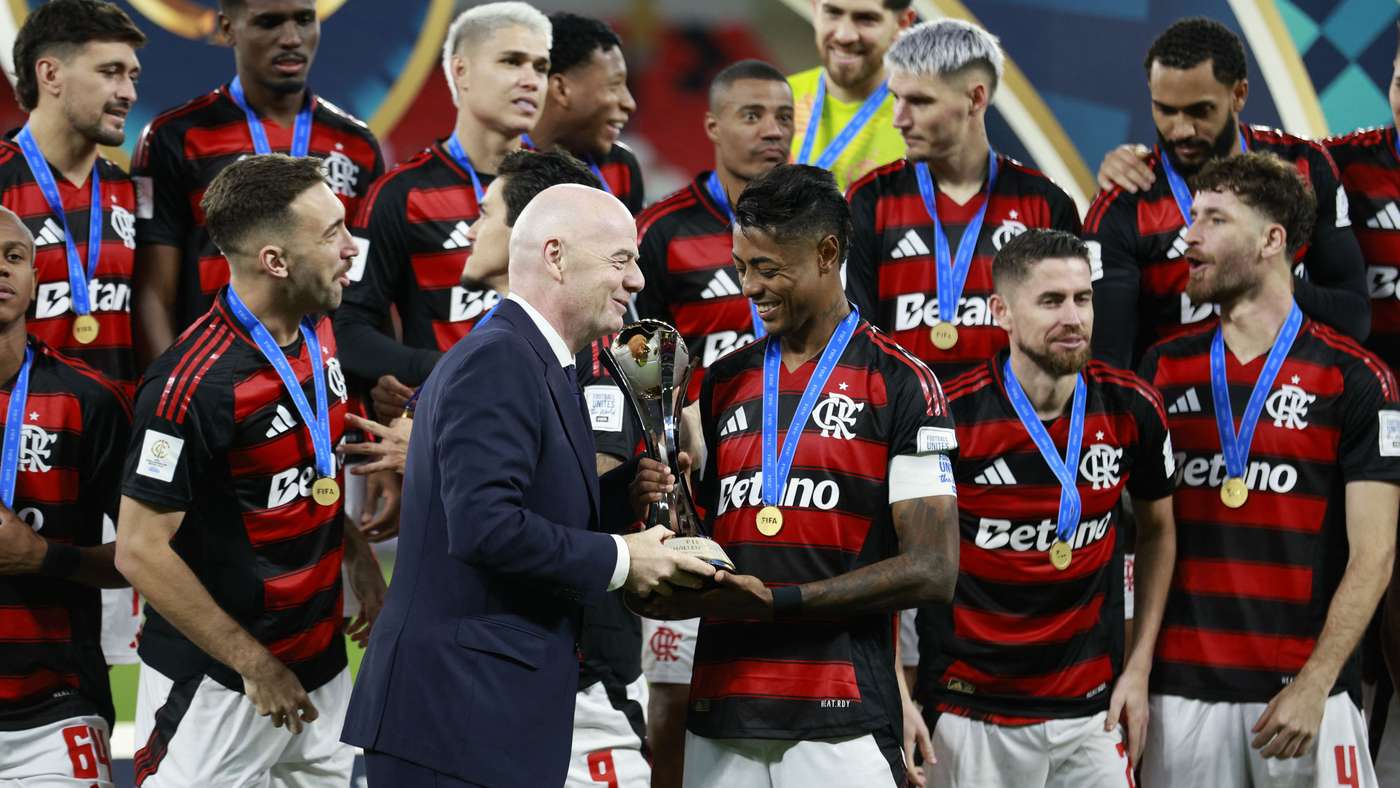 FBL-FIFA-QAT-PYRAMIDS-FLAMENGO
