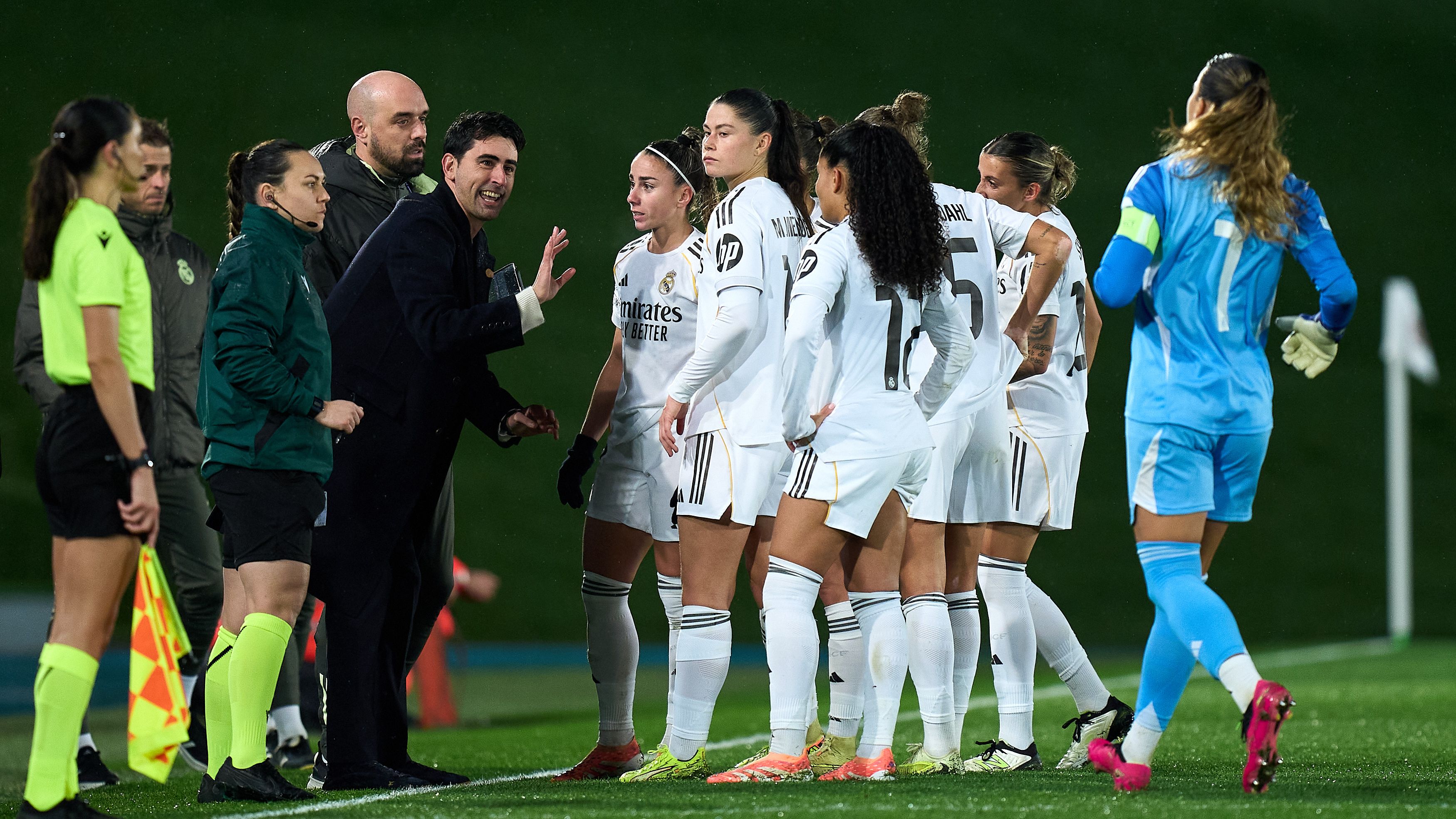 إحصائية سوداء لمدرب سيدات ريال مدريد