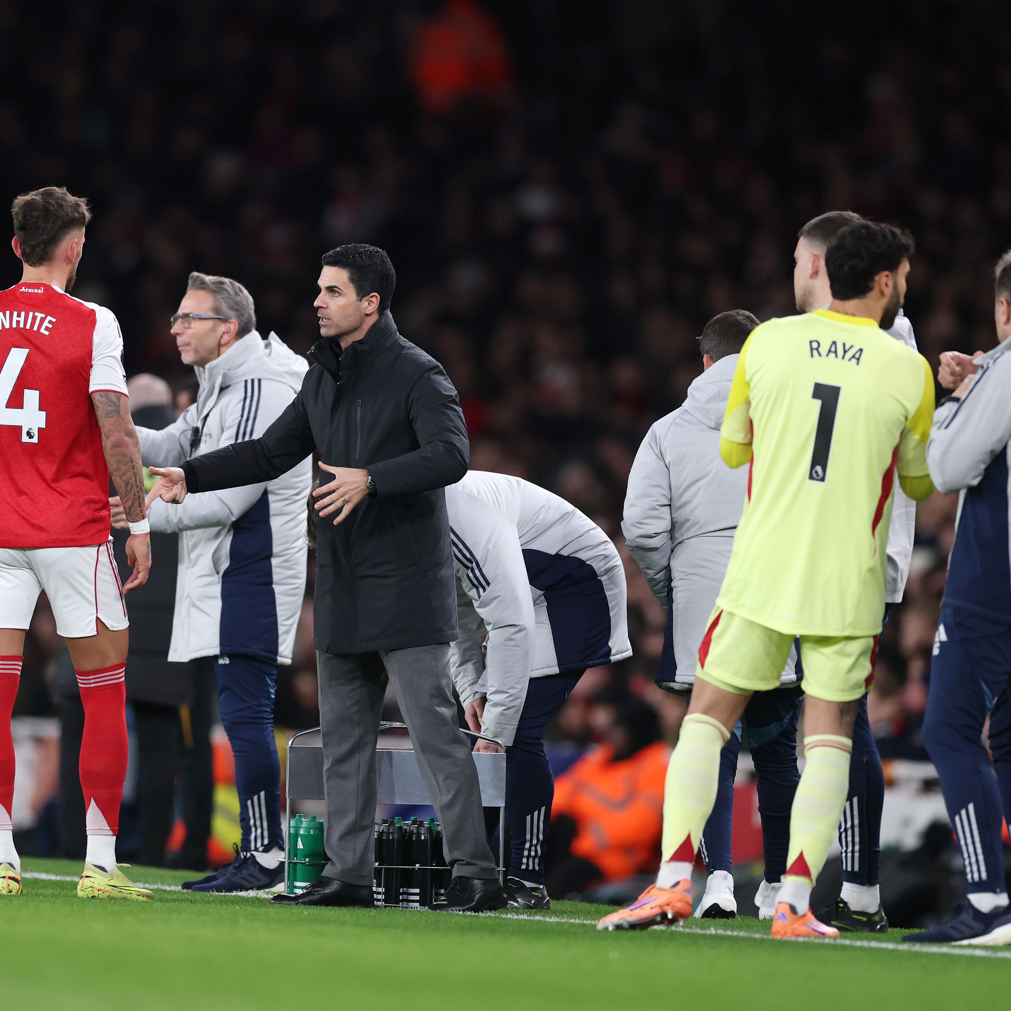Arsenal v Wolverhampton Wanderers - Premier League