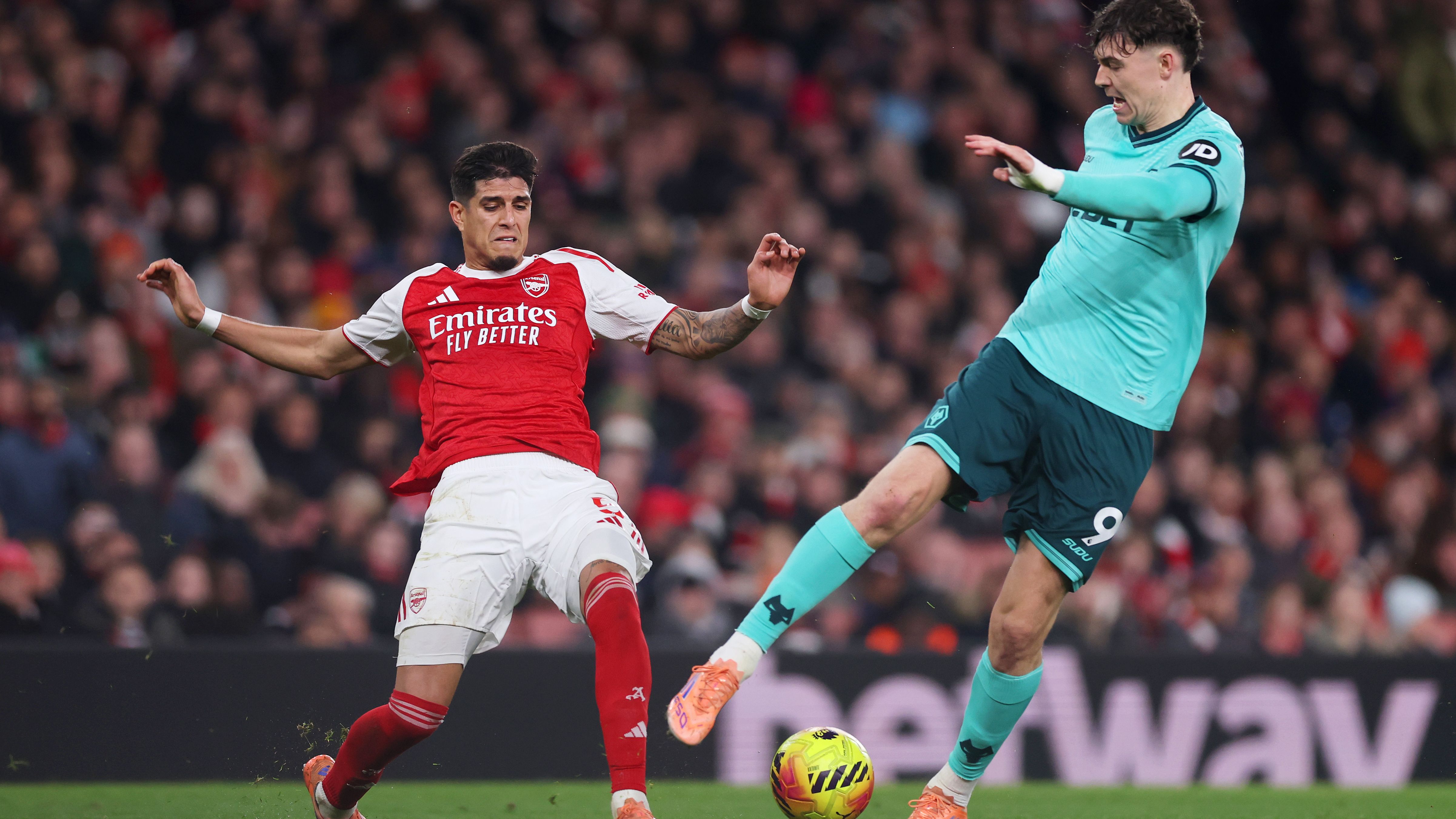 Arsenal v Wolverhampton Wanderers - Premier League
