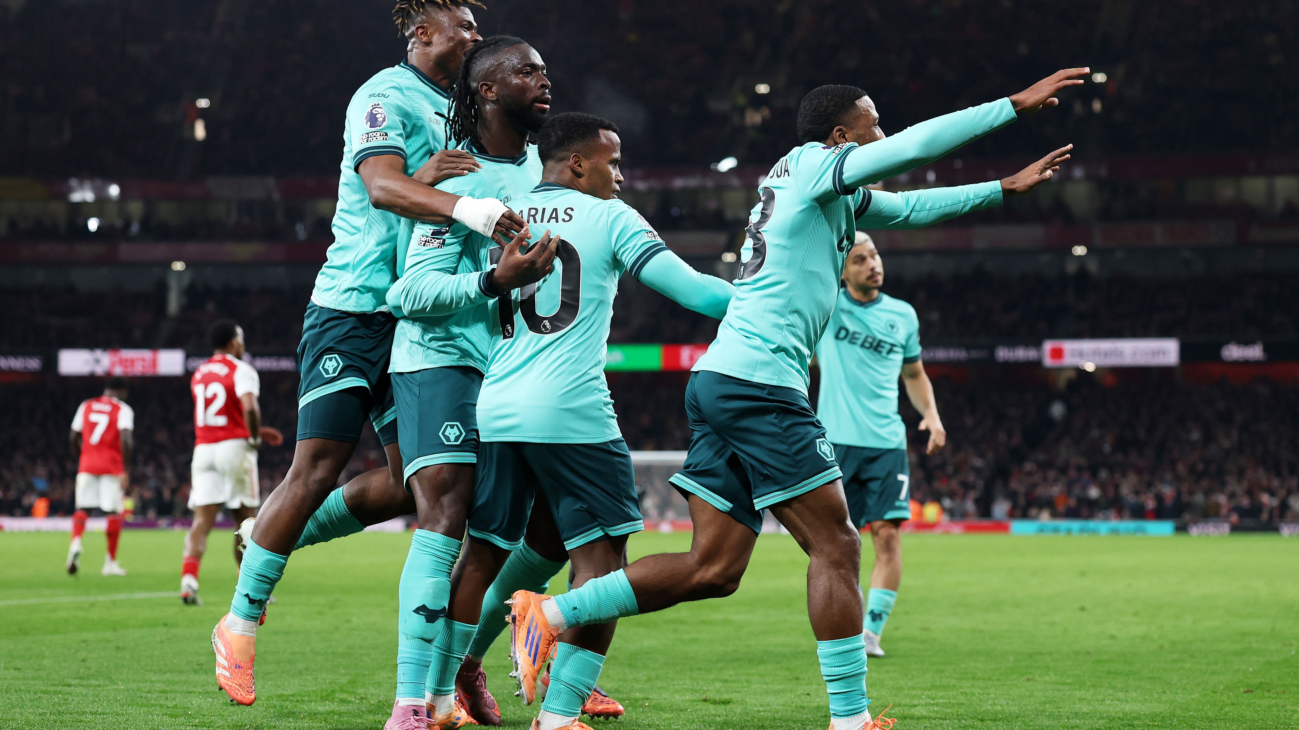 Arsenal v Wolverhampton Wanderers - Premier League