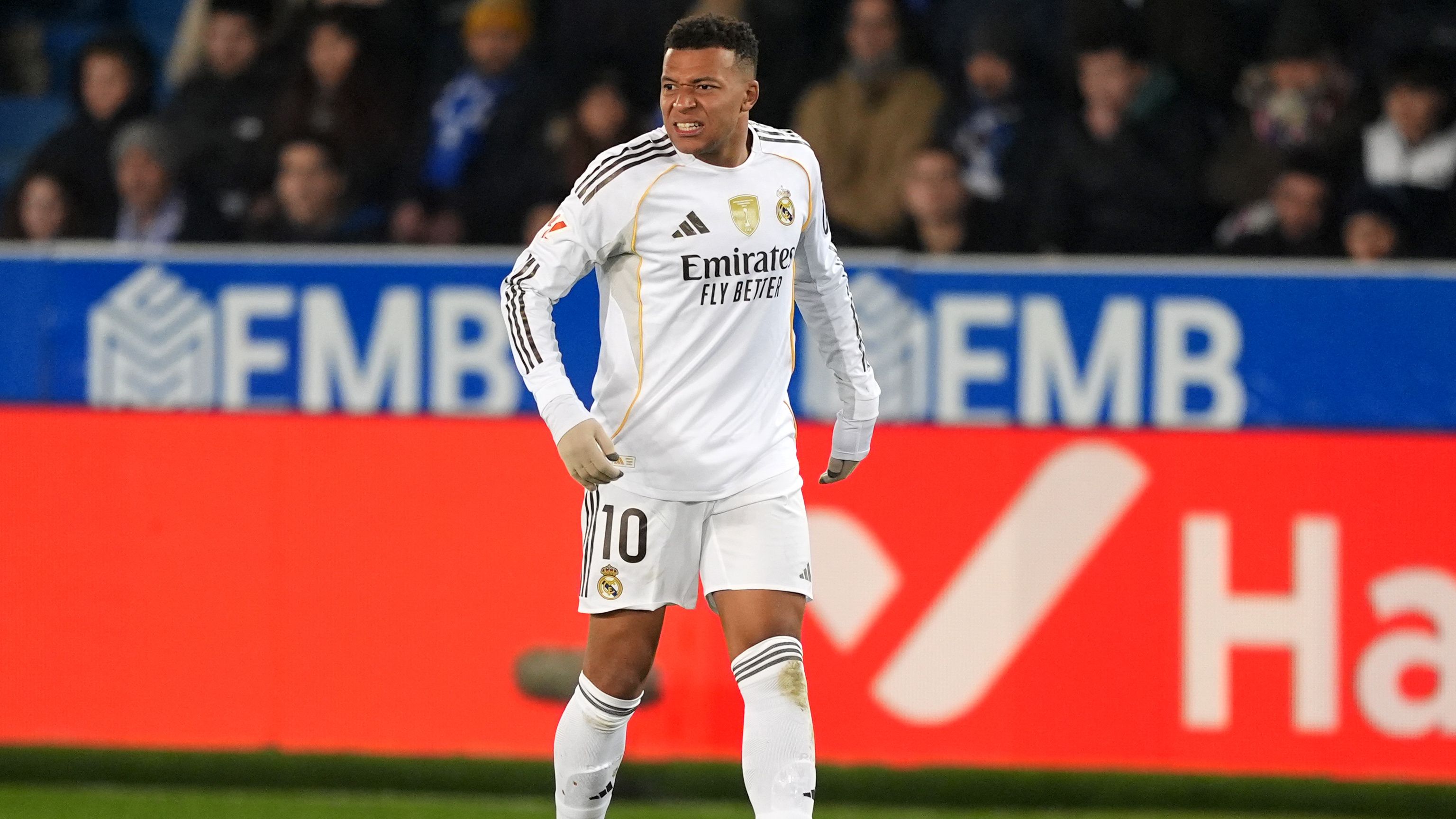 Deportivo Alaves v Real Madrid CF - LaLiga EA Sports