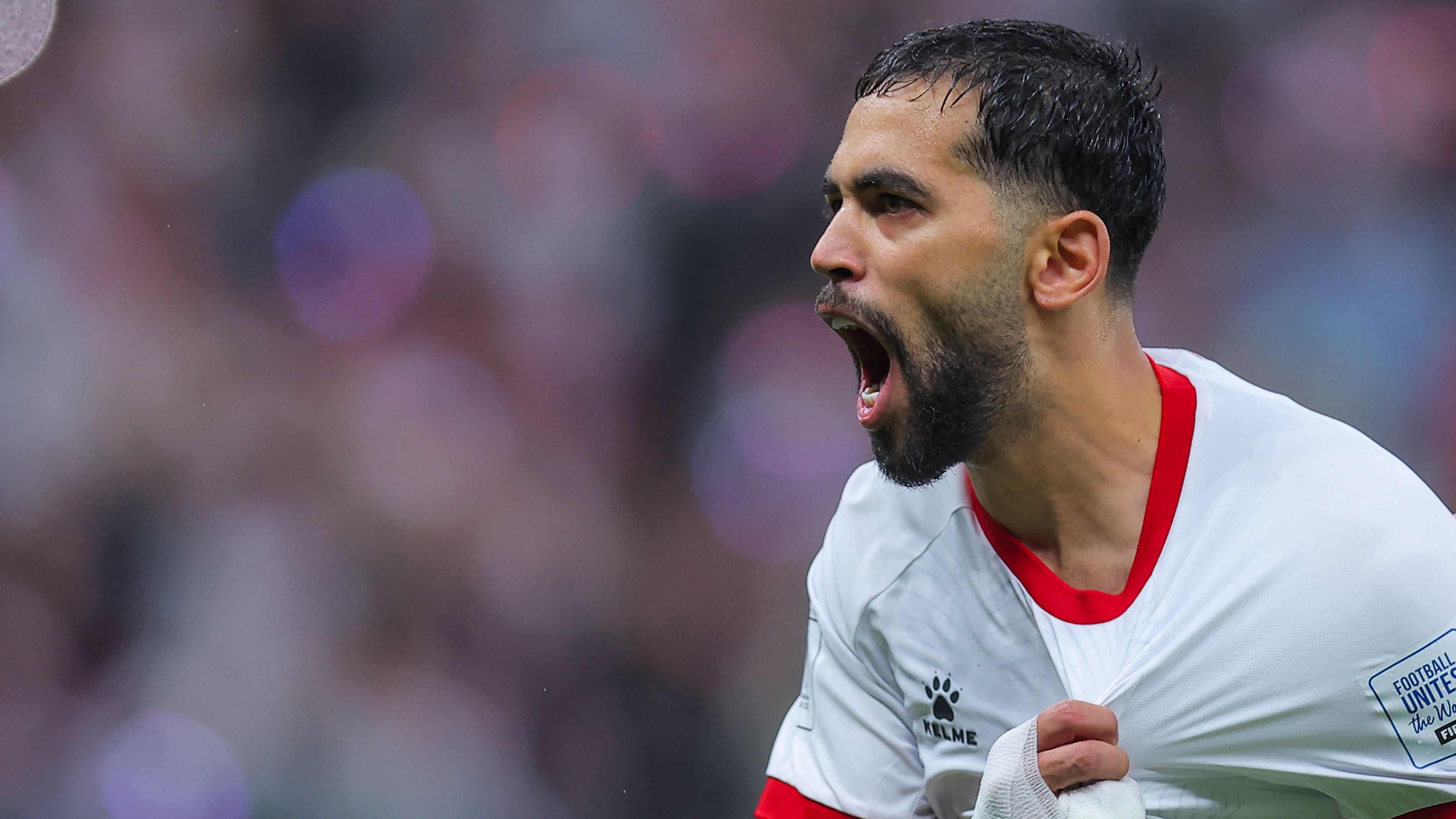 صورة.. نجم أردني يسجل لحظة غير متوقعة بقميص منتخب العراق